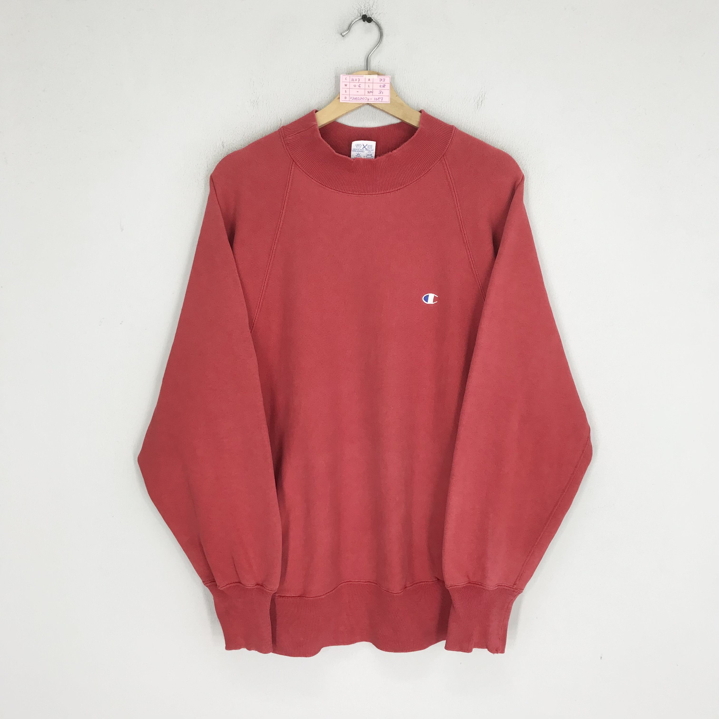 Champion Vintage 90s Champion Reverse Weave Embroidery Small Logo Size US L / EU 52-54 / 3 - 1 Thumbnail