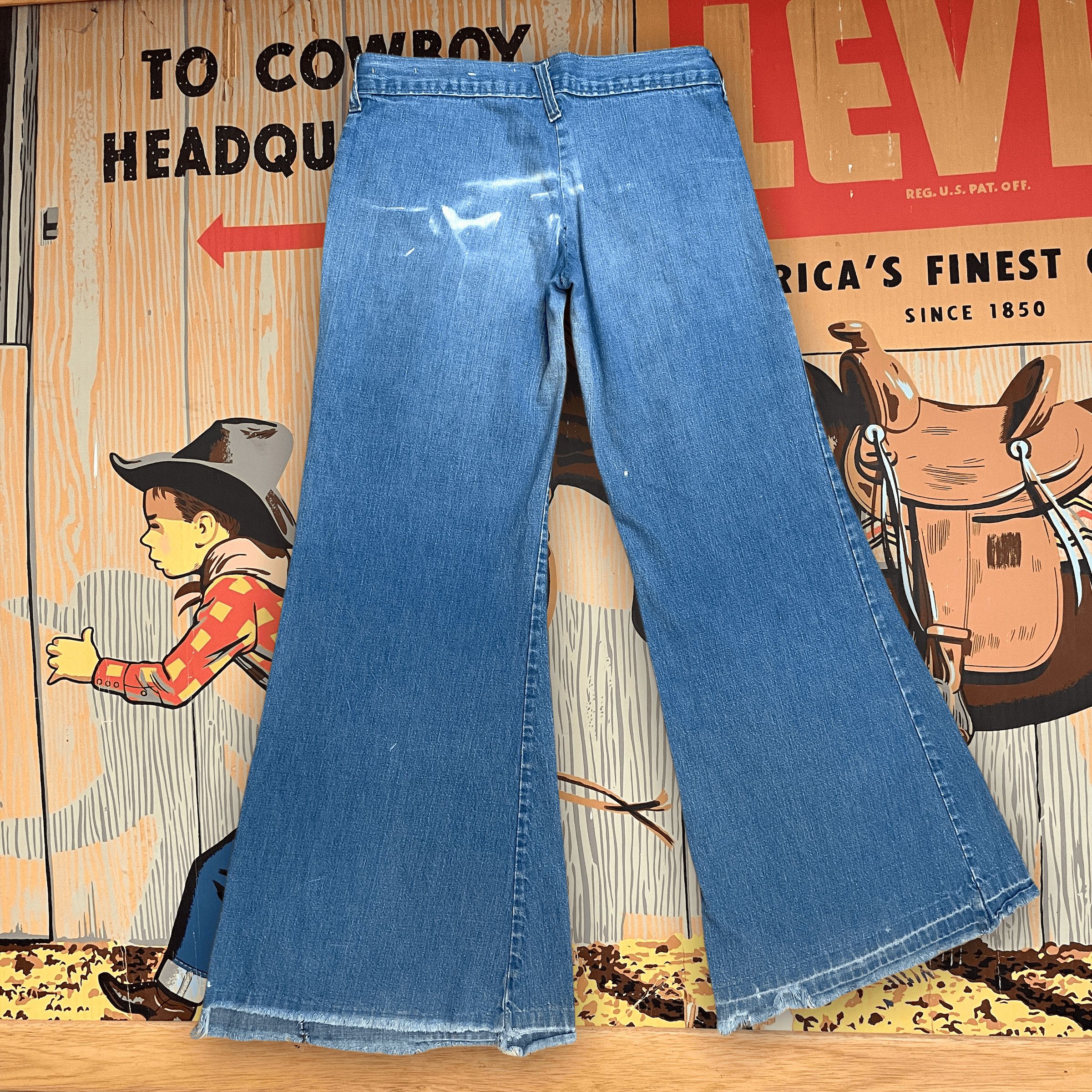 Other 60s Bleach Bum Vintage Denim Low Rise Bellbottoms Size US 33 - 2 Thumbnail