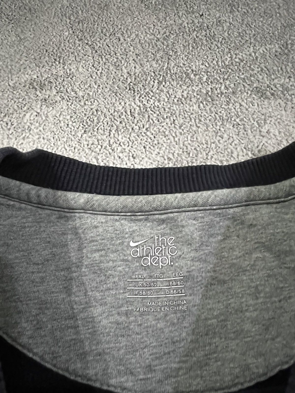 Nike × Vintage Vintage Y2k Nike 💙 Faded Mini Swoosh Sweatshirt 00’s Size US XL / EU 56 / 4 - 17 Thumbnail