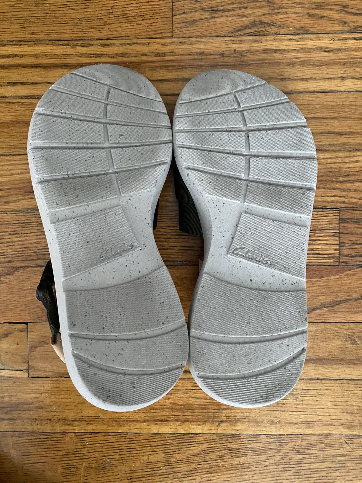 Clarks Clarks x Christopher Raeburn Jacala Sandals Size US 7.5 / EU 40-41 - 8 Thumbnail