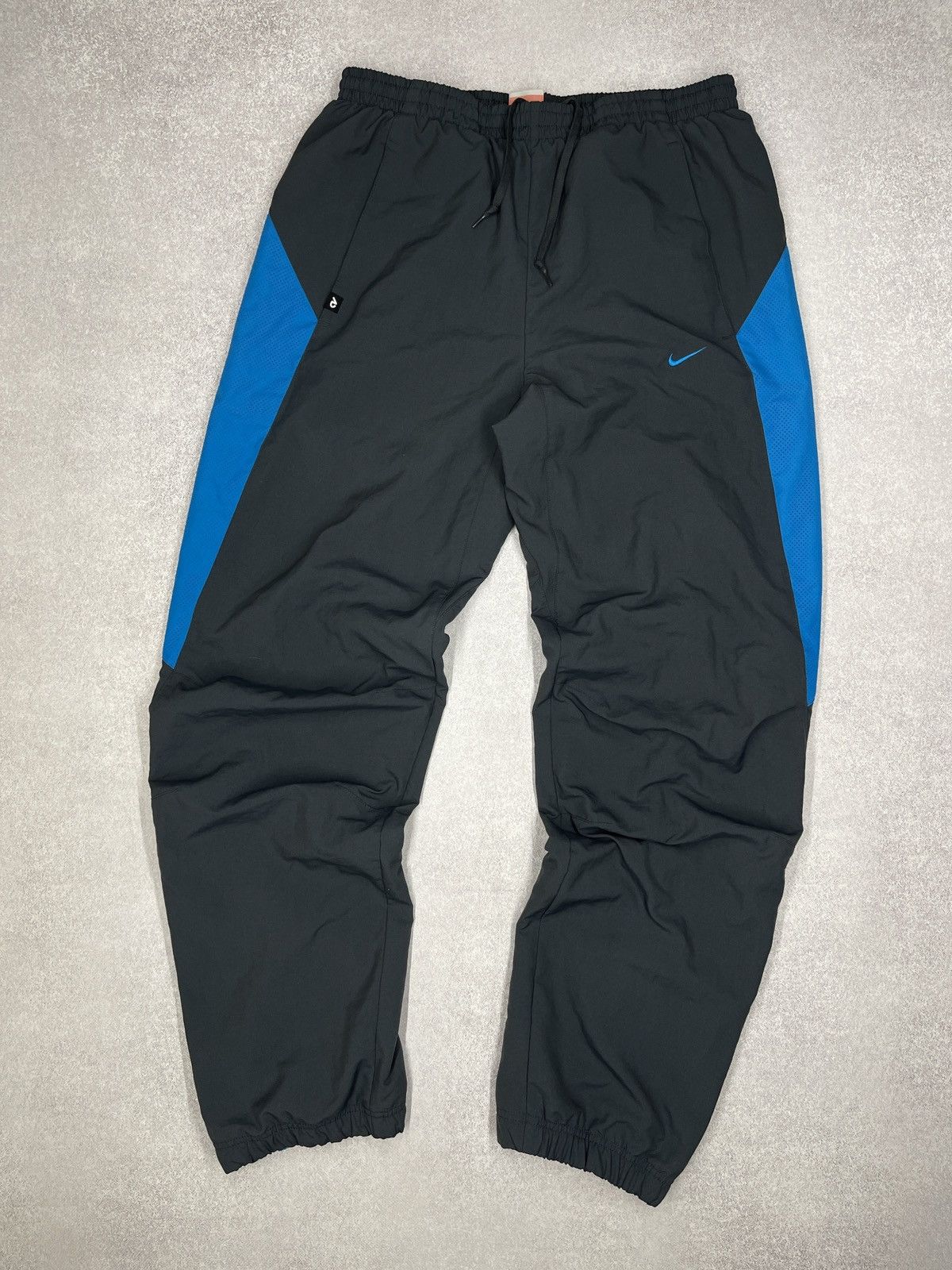 Nike × Nike ACG × Vintage Vintage Nike Nylon Sweatpants Grey Drill Y2K Tech ACG Size M Size US 32 / EU 48 - 2 Thumbnail