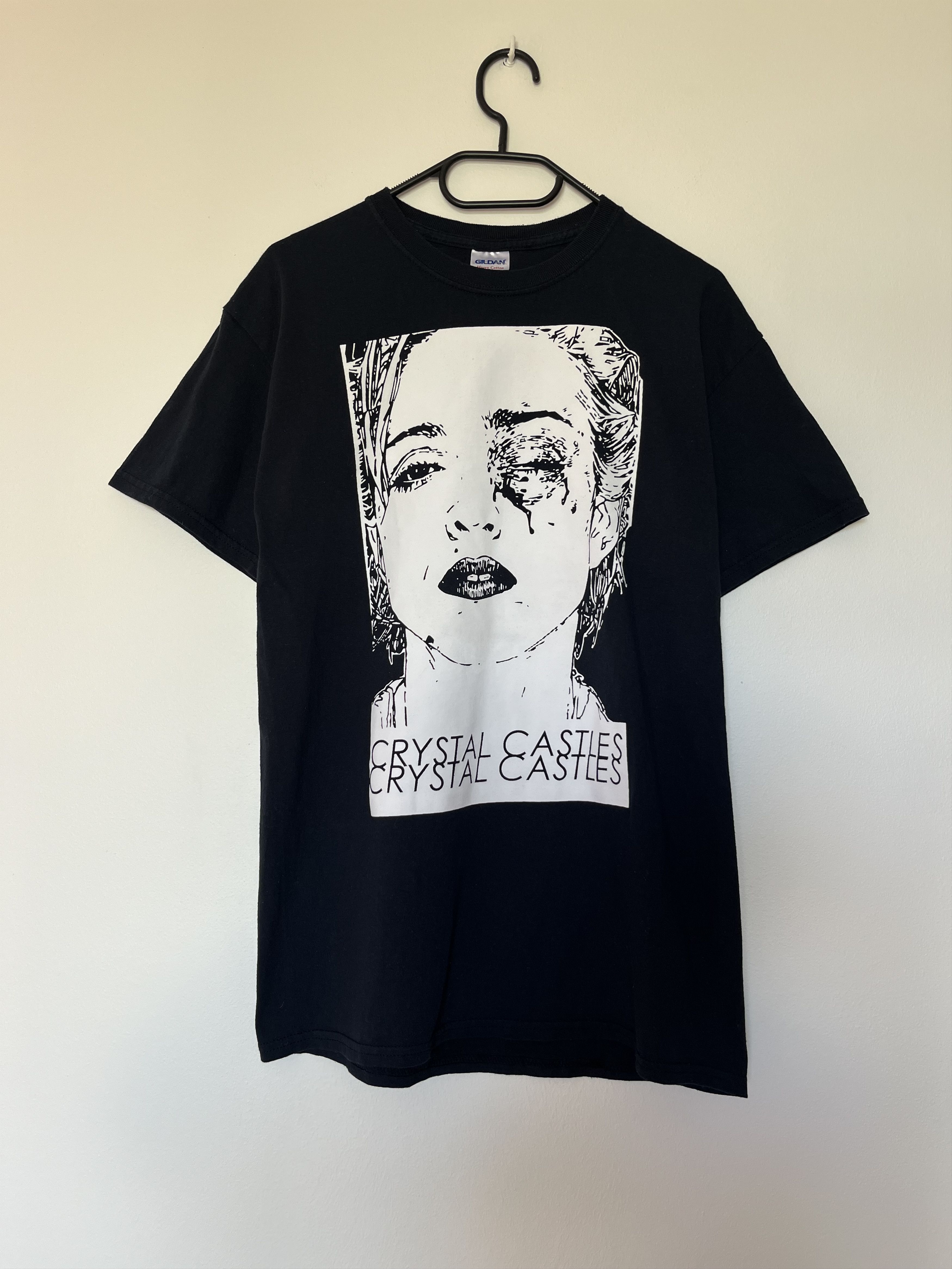 Band Tees × Streetwear × Vintage Crystal Castles Madonna Potrait