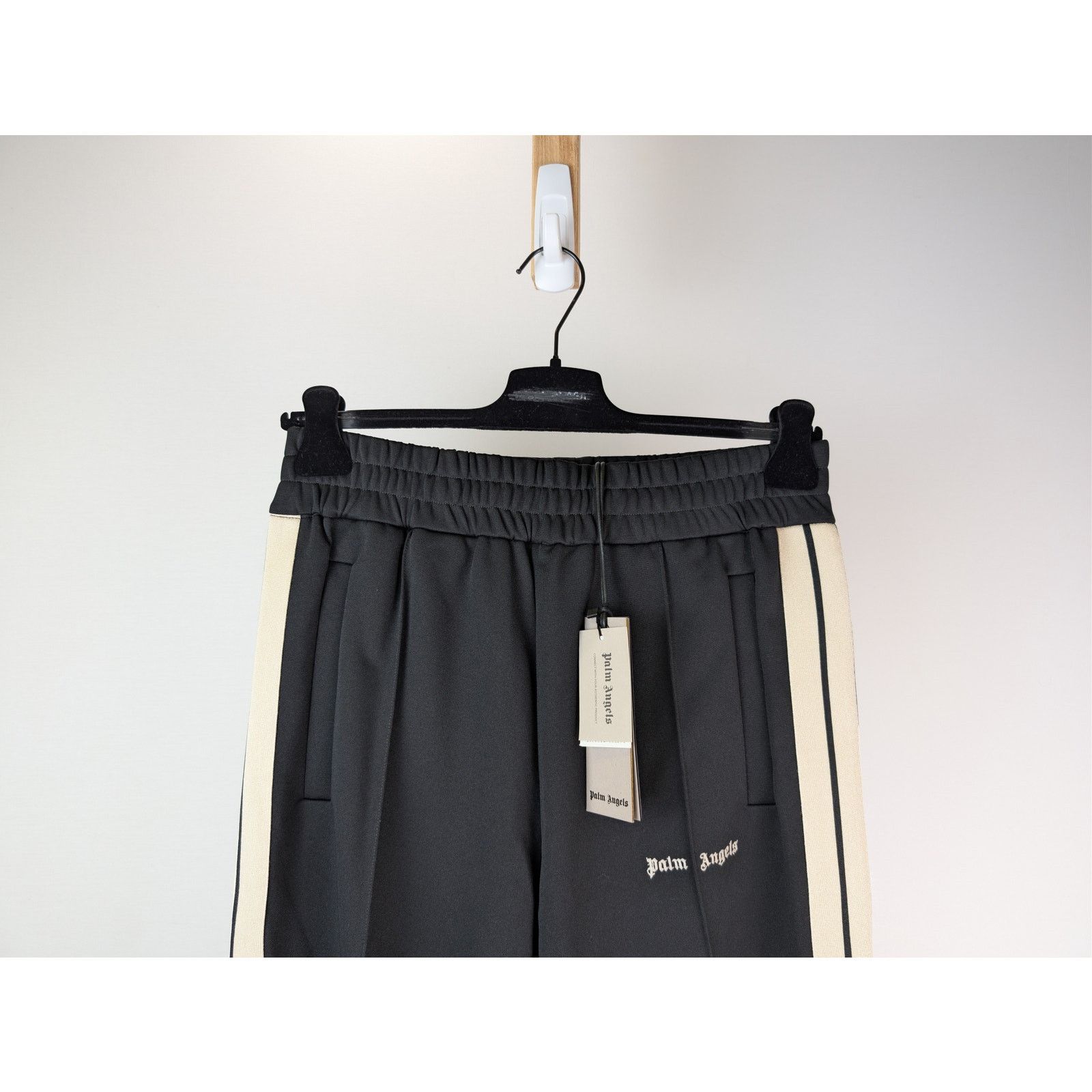 Palm Angels o1rshd1 Q:2 / Classic Logo Track Pants in Black / Off-White Size US 36 / EU 52 - 3 Thumbnail