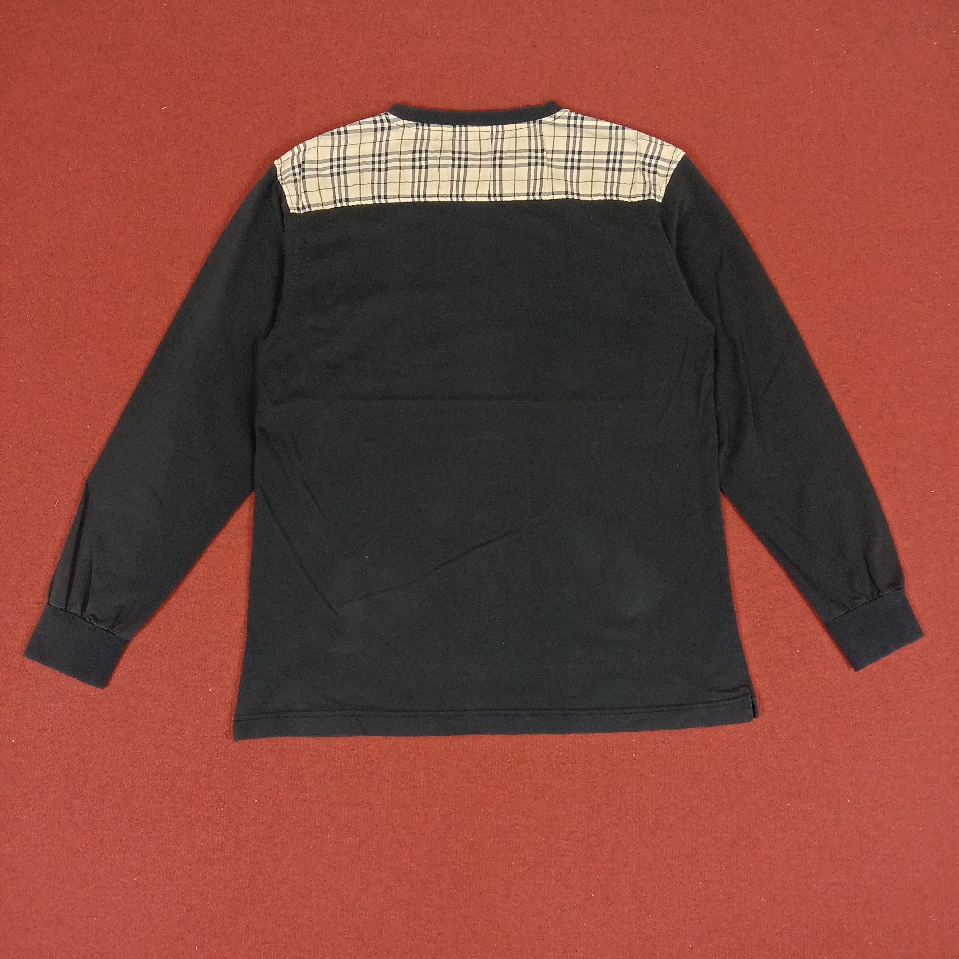 Burberry Burberry London Small Logo Nova Check Design Tshirt Size US L / EU 52-54 / 3 - 1 Thumbnail