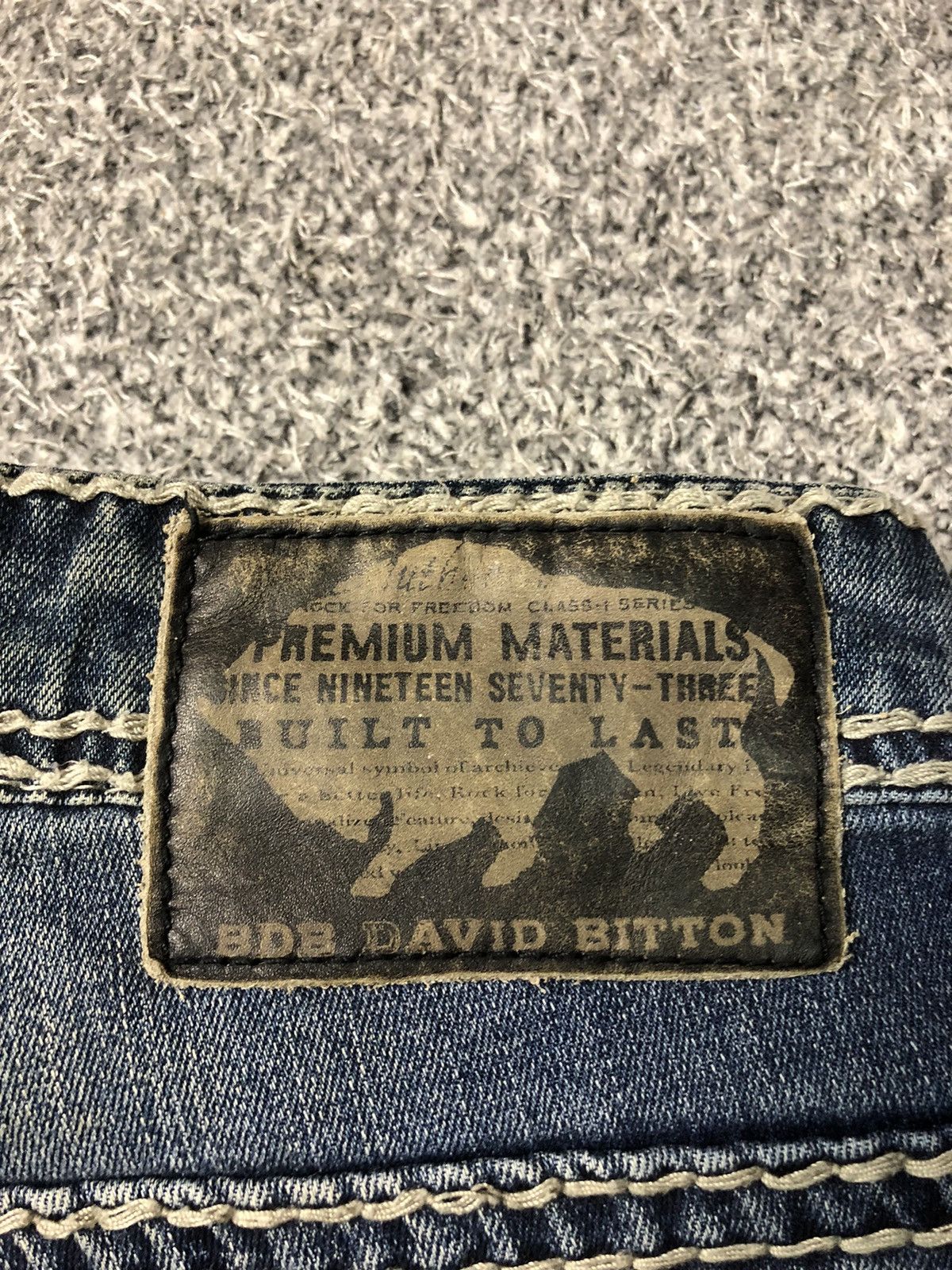 If Six Was Nine × Japanese Brand × Vintage Buffalo David Bitton Relaxed Straight Stretch Jeans Size US 35 - 20 Thumbnail