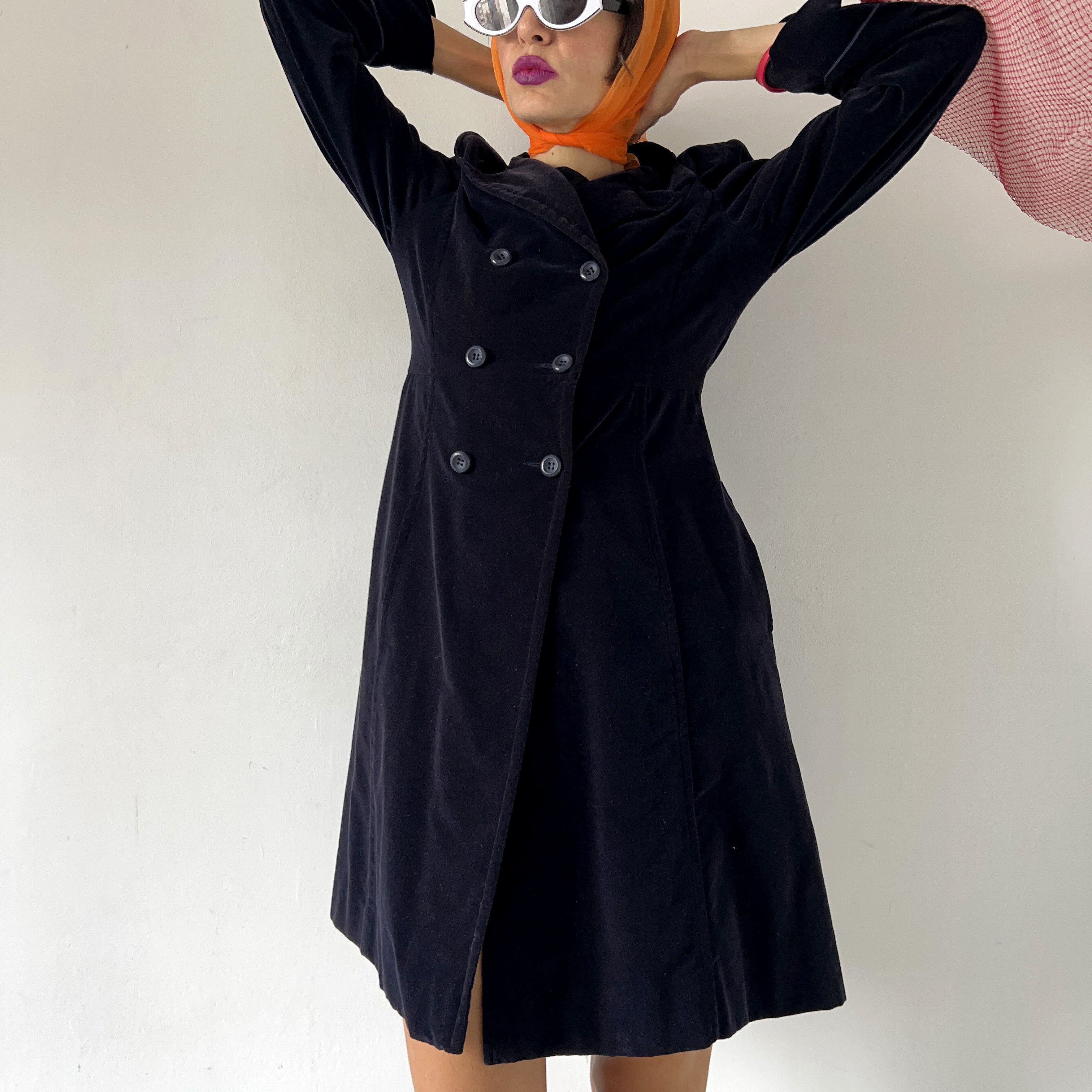 Vintage Vintage navy blue velvet midi coat Size M / US 6-8 / IT 42-44 - 4 Thumbnail