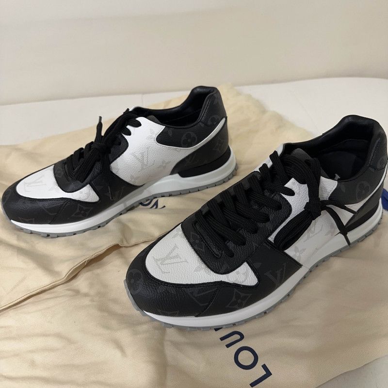 Louis Vuitton Louis Vuitton Run Away Low-Top Sneakers for Men -2508 Size US 8 / EU 41 - 1 Thumbnail