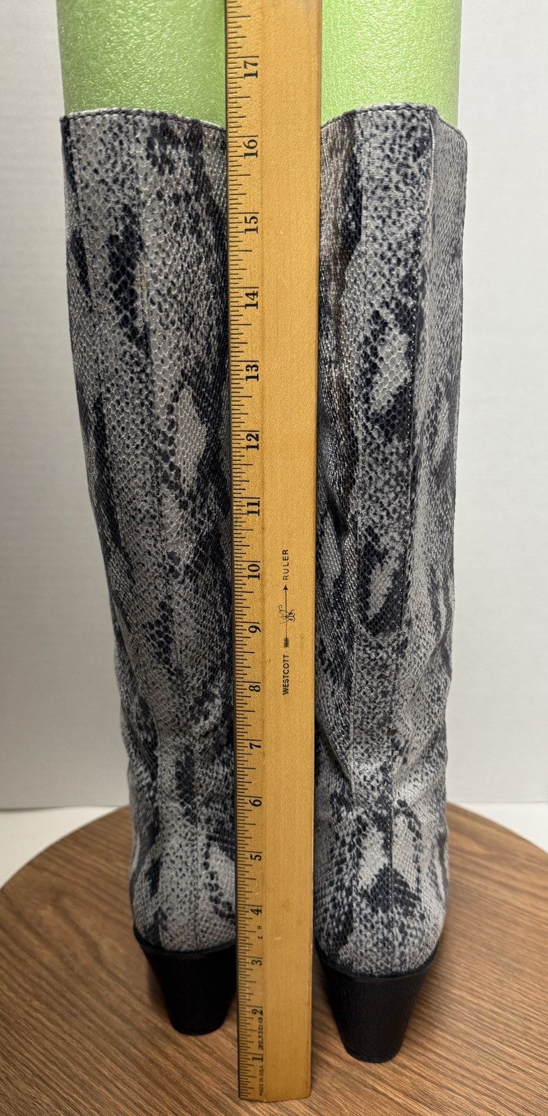 Other Aerosole Brenna Knee Hi Grey Snake Design Tall Fashion Boot Size US 6 / IT 36 - 4 Thumbnail
