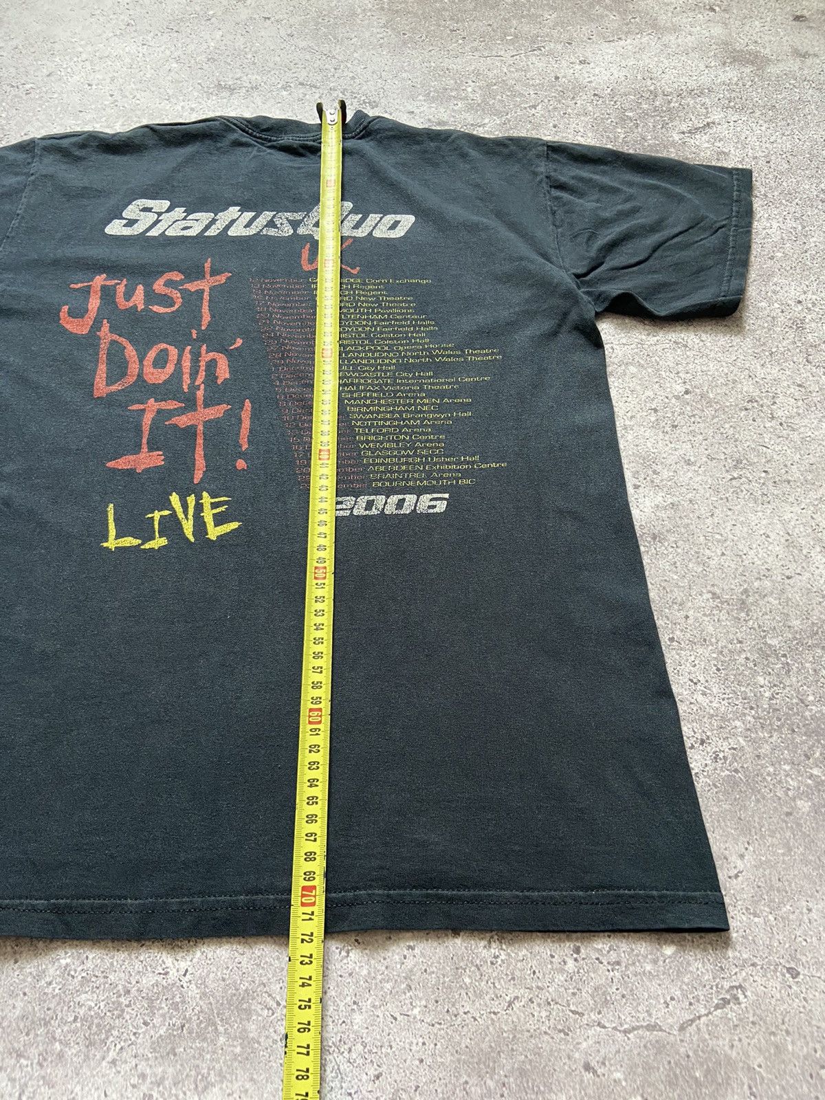Band Tees Vintage Status Quo 2006 Just Dion’ it UK tour Tee Size US M / EU 48-50 / 2 - 5 Thumbnail