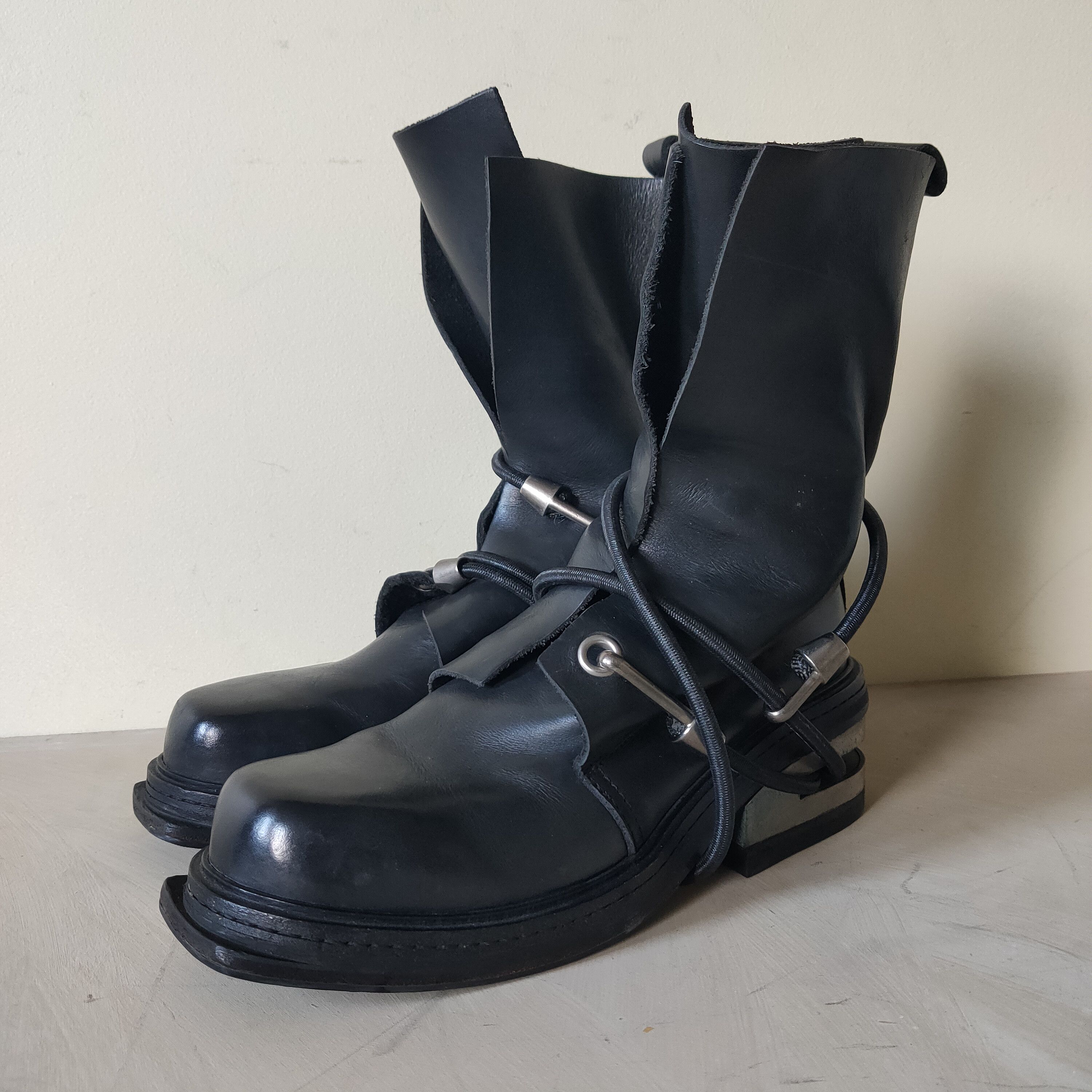 Dirk Bikkembergs Dirk Bikkembergs Metal Heel Bungee Boot Size US 9 / EU 42 - 2 Thumbnail