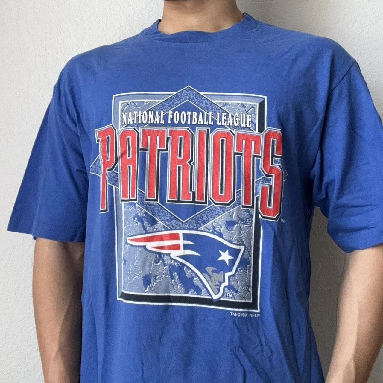 Logo 7 × NFL × Vintage Vintage 1993 NFL New England Patriots Graphics Tee Shirt Size US XL / EU 56 / 4 - 4 Thumbnail