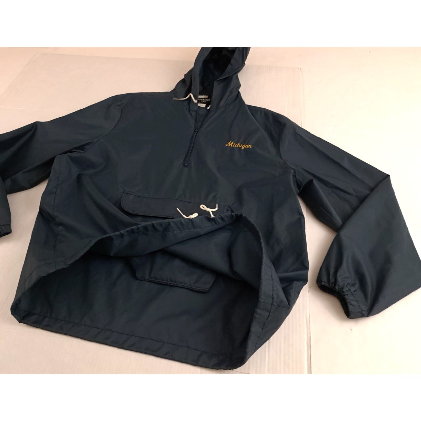 Vintage VINTAGE Michigan State USA Windbreaker 1/4 Zip Hooded Light Nylon Blue XL Unisex Adults Sportsmaster Jacket Mid-Length Size US XL / EU 56 / 4 - 7 Thumbnail