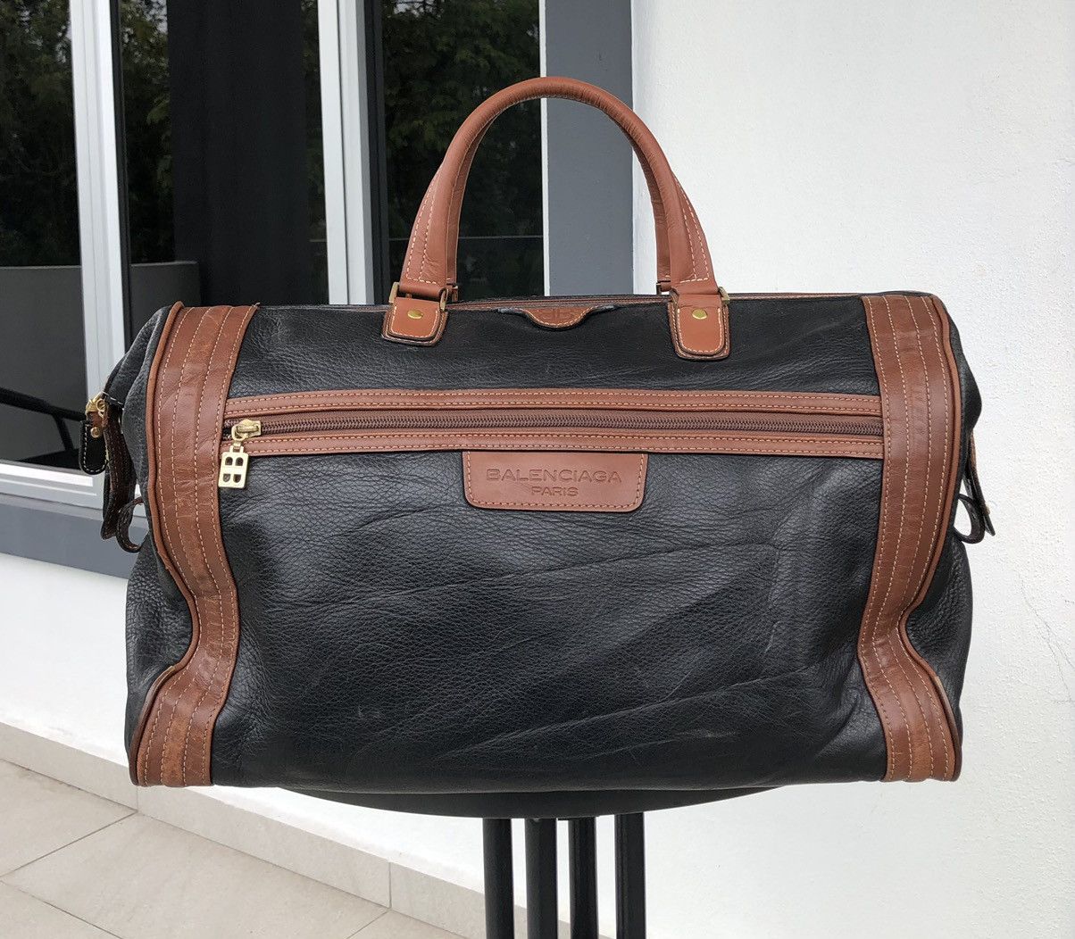 BALENCIAGA Paris Leather Piping One Handle Boston Bag