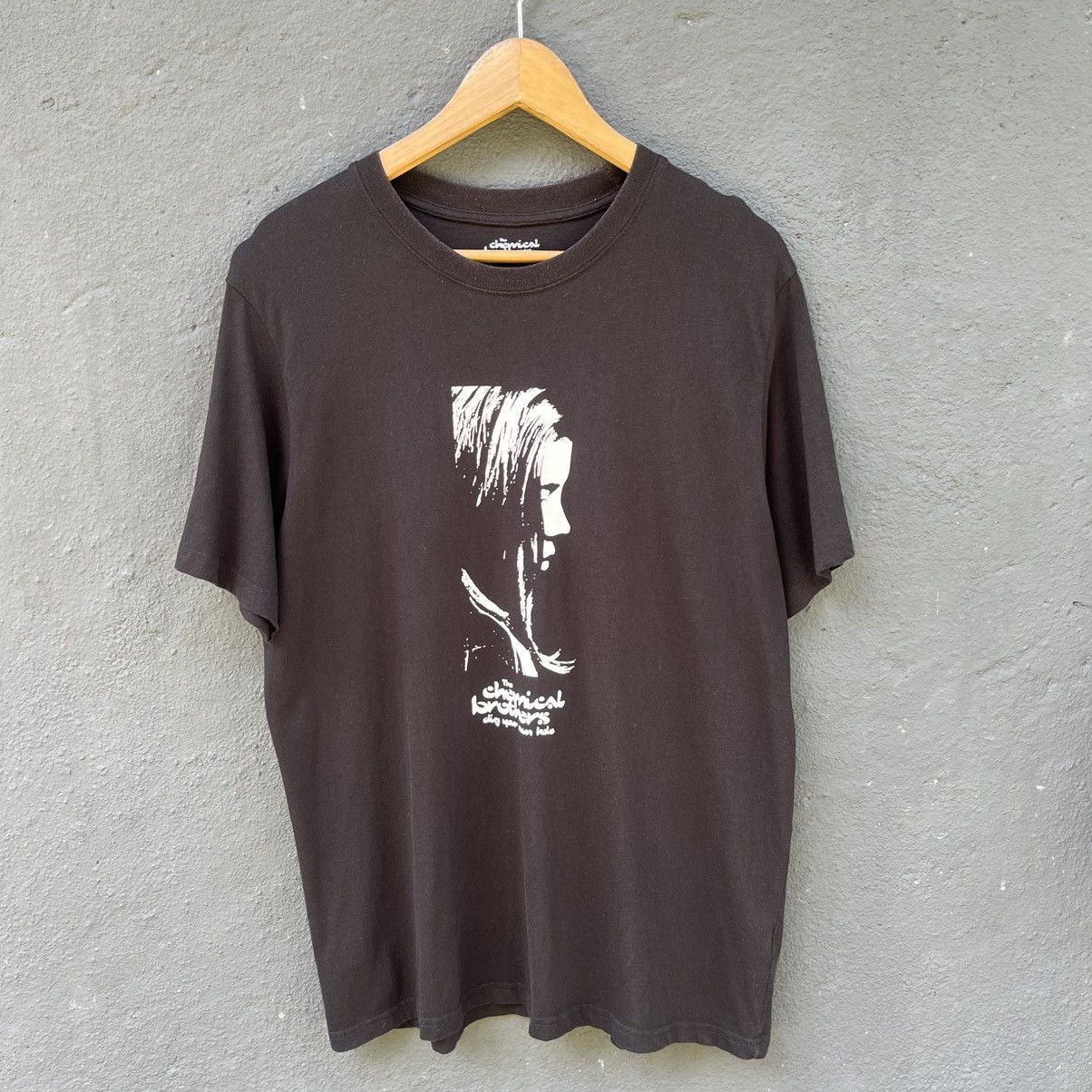 Thrashed Faded The Chemical Brothers Electronic Duo X Gu Tee