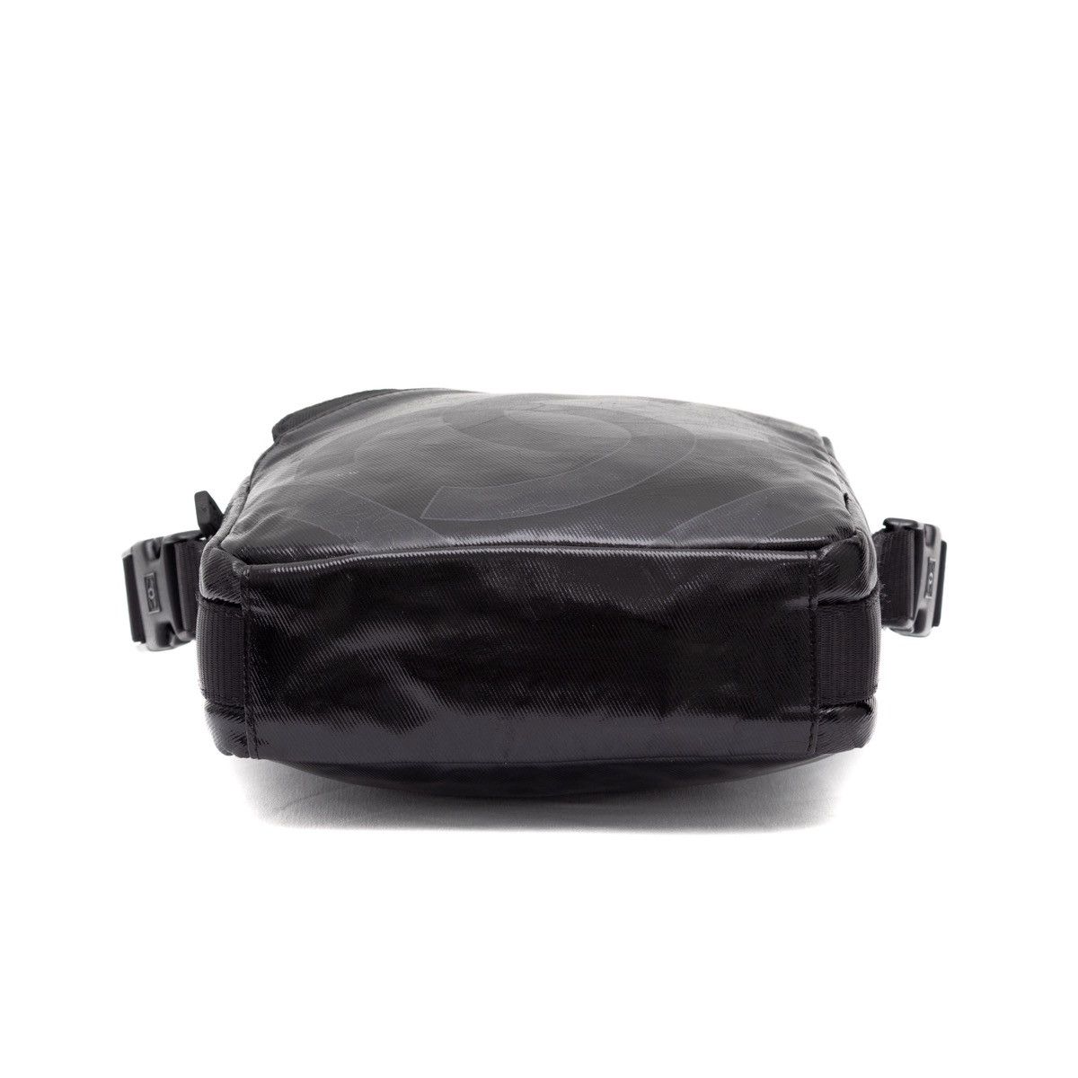 Chanel CHANEL 2006/08 Black Sport Line CC Logo Crossbody Bag RARE Size ONE SIZE - 8 Thumbnail