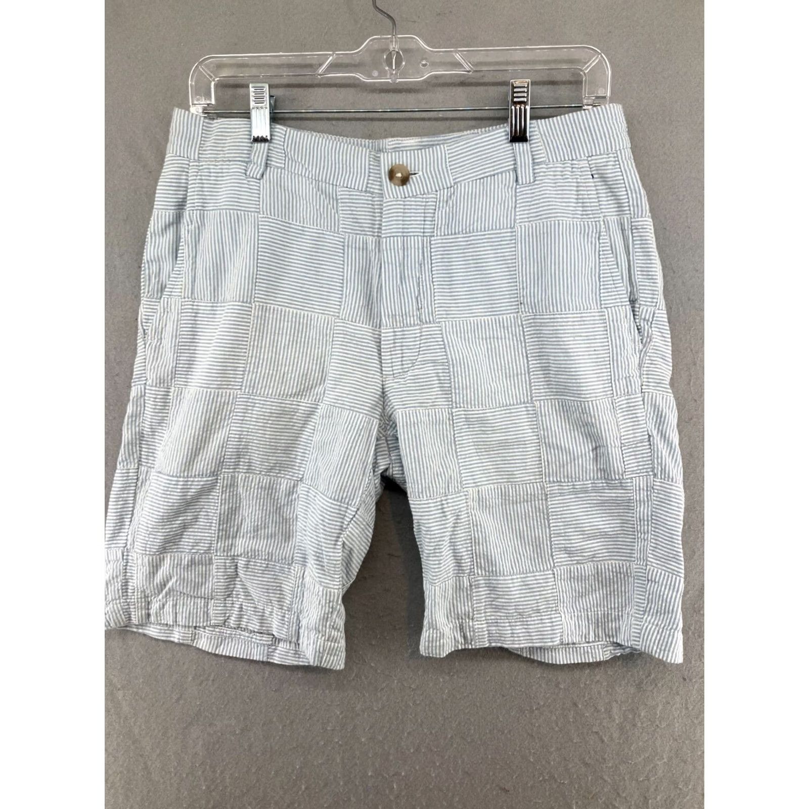 Vineyard Vines VINTAGE Vineyard Vines Mens Shorts 30 Blue patchwork Beach Preppy Size US 30 / EU 46 - 2 Thumbnail