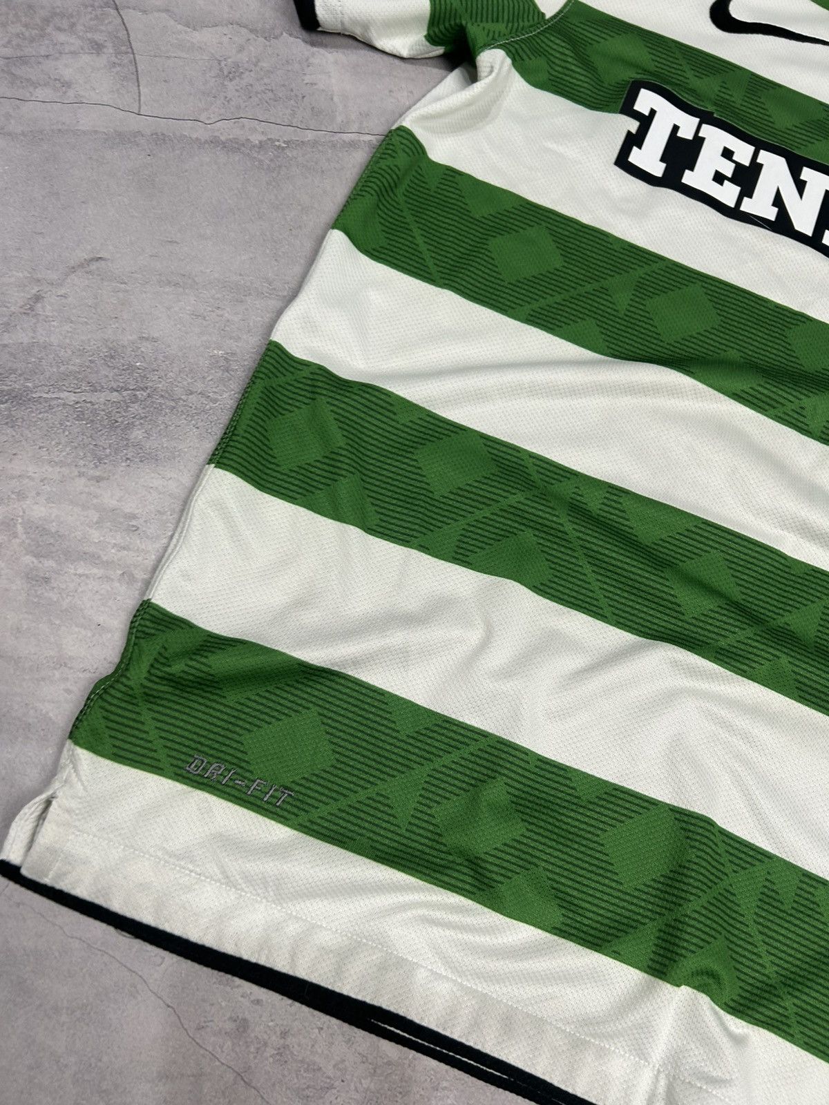 Nike Nike Celtic 2010/2011 Home Jersey Collared Size Medium Size US M / EU 48-50 / 2 - 4 Thumbnail