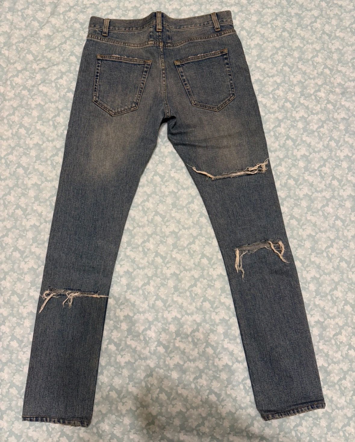 Saint Laurent Paris Saint Laurent 7-hole ripped jeans-2507 Size US 28 / EU 44 - 2 Thumbnail