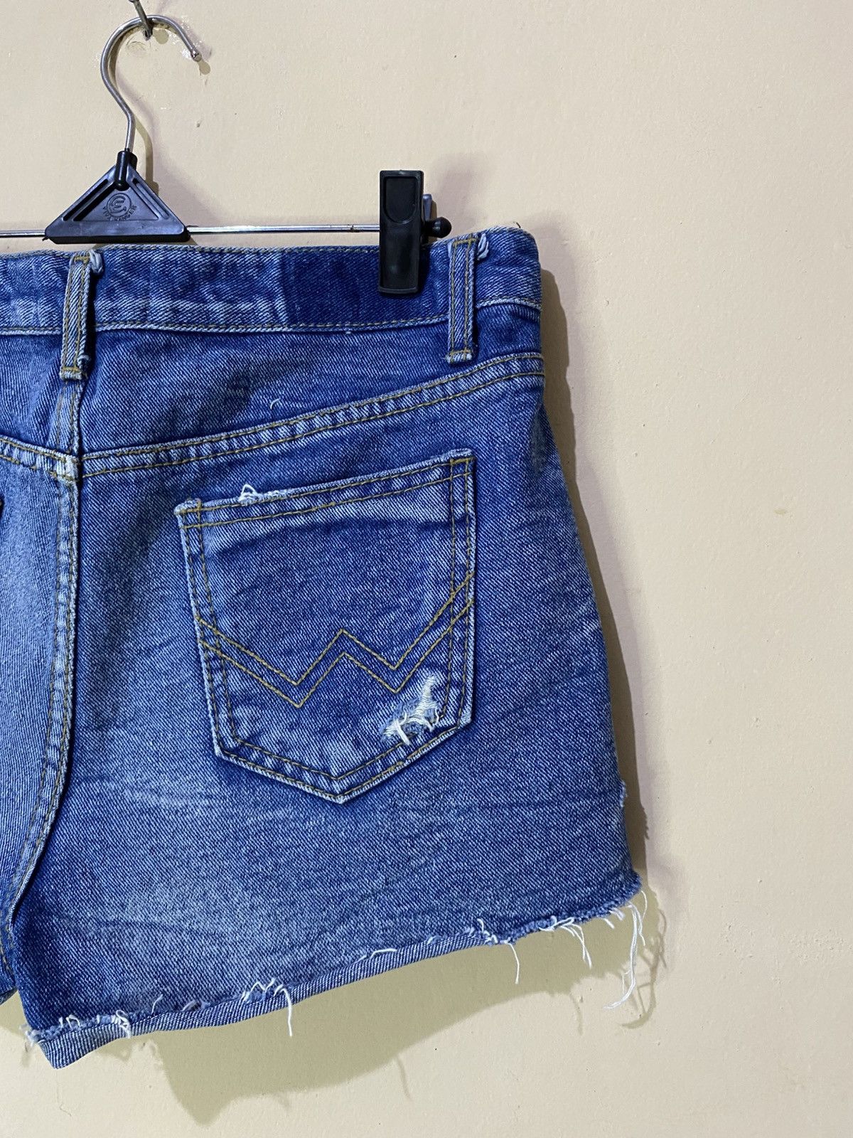 Acne Studios Bliss Merci Paw13 Distressed Short Denim