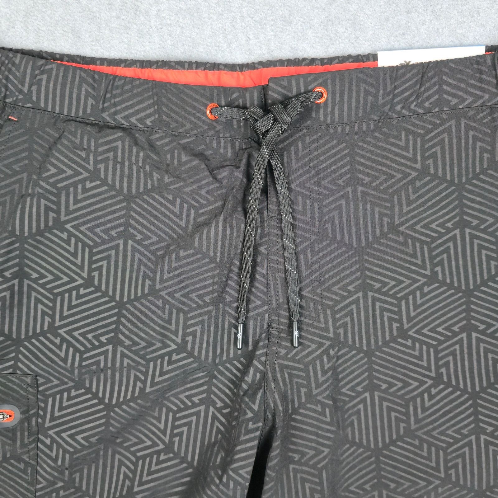 ZeroXposur NWT ZeroXposur Mens Large UV Black Lined Swim Trunks Size US 37 - 6 Thumbnail