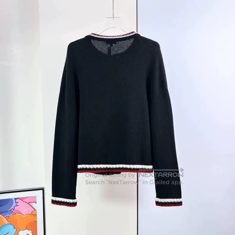 Chanel Chanel 19B Snowflake Buckle Black Cashmere Cardigan coat Size XXS / US 00 / IT 34 - 2 Thumbnail