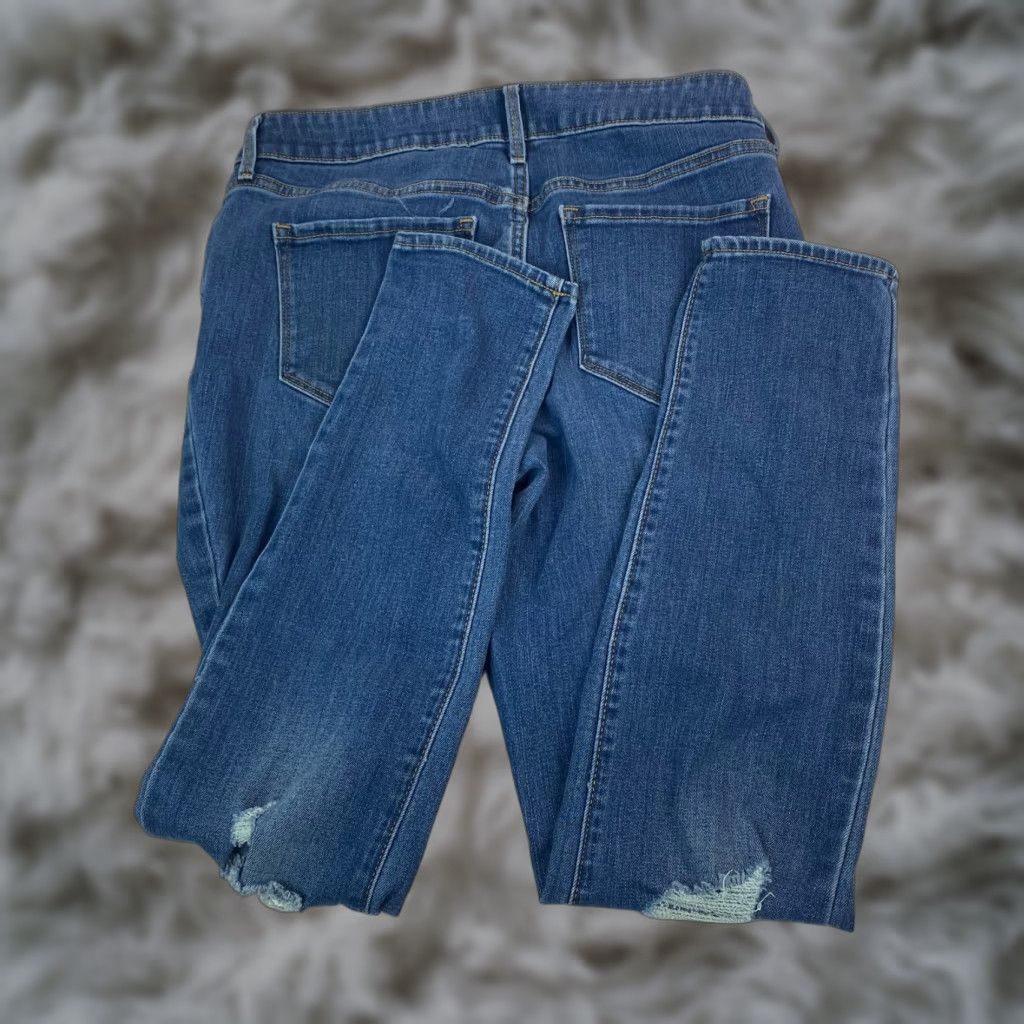 Old Navy Old Navy Womens Pop Icon Skinny Jeans 8 Blue Distressed Stretch Jeans Womens Size 8 Medium Blue 90s? Size 30" / US 8 / IT 44 - 1 Thumbnail