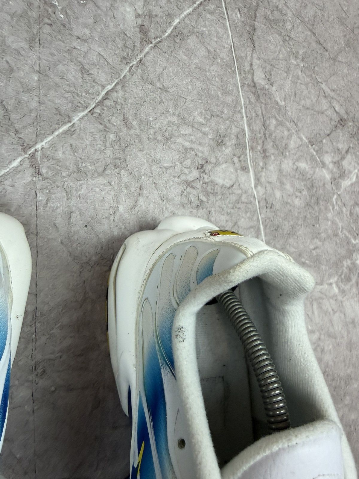 Nike Nike Air Max Plus TN "White Blue Gradient" / Yellow Swoosh Size US 11 / EU 44 - 4 Thumbnail