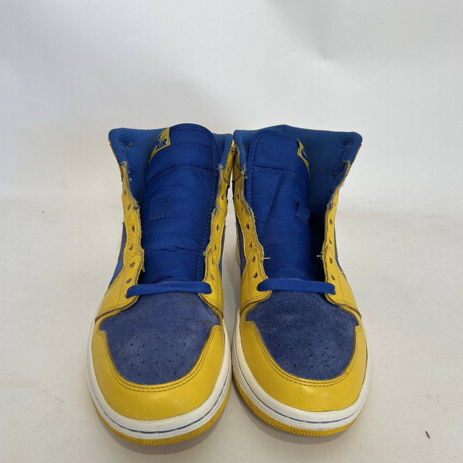 Nike Nike Air Jordan 1 Retro OG High “Laney” 555088-707 Size US 8.5 / EU 41-42 - 2 Thumbnail