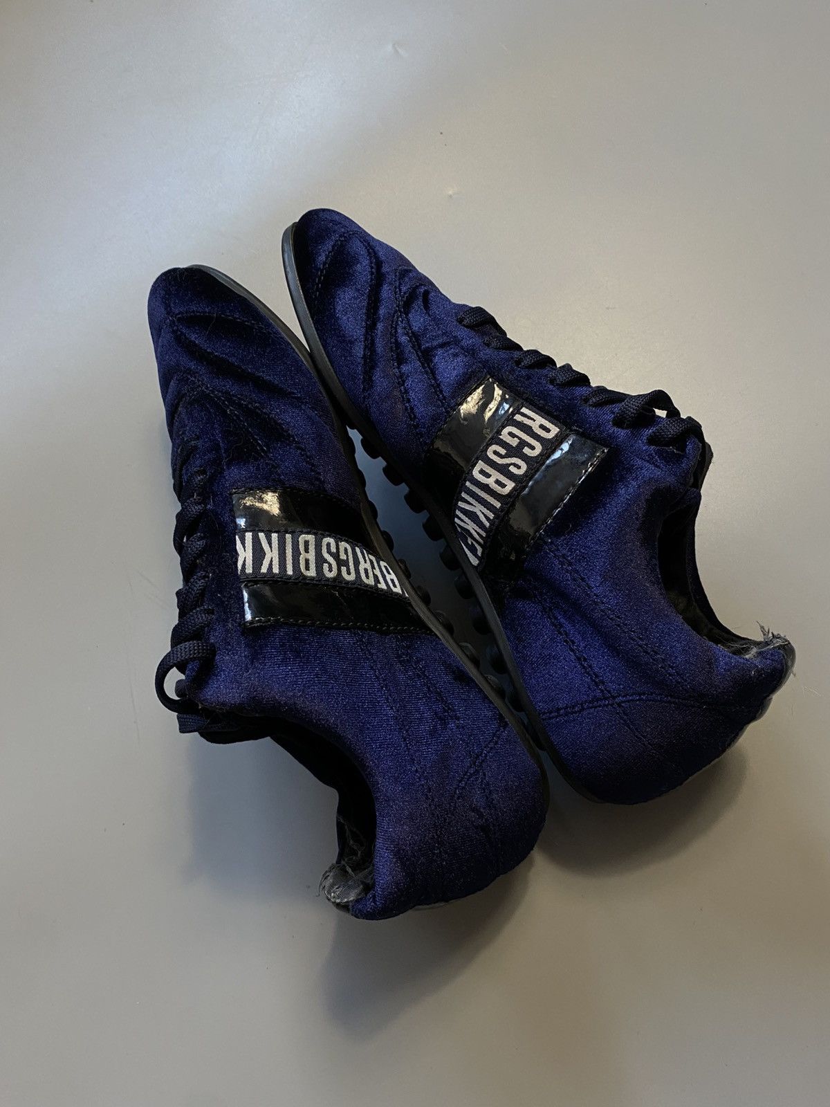 Dirk Bikkembergs Dirk Bikkembergs velour soccer shoes rare colour Size US 7 / IT 37 - 6 Thumbnail