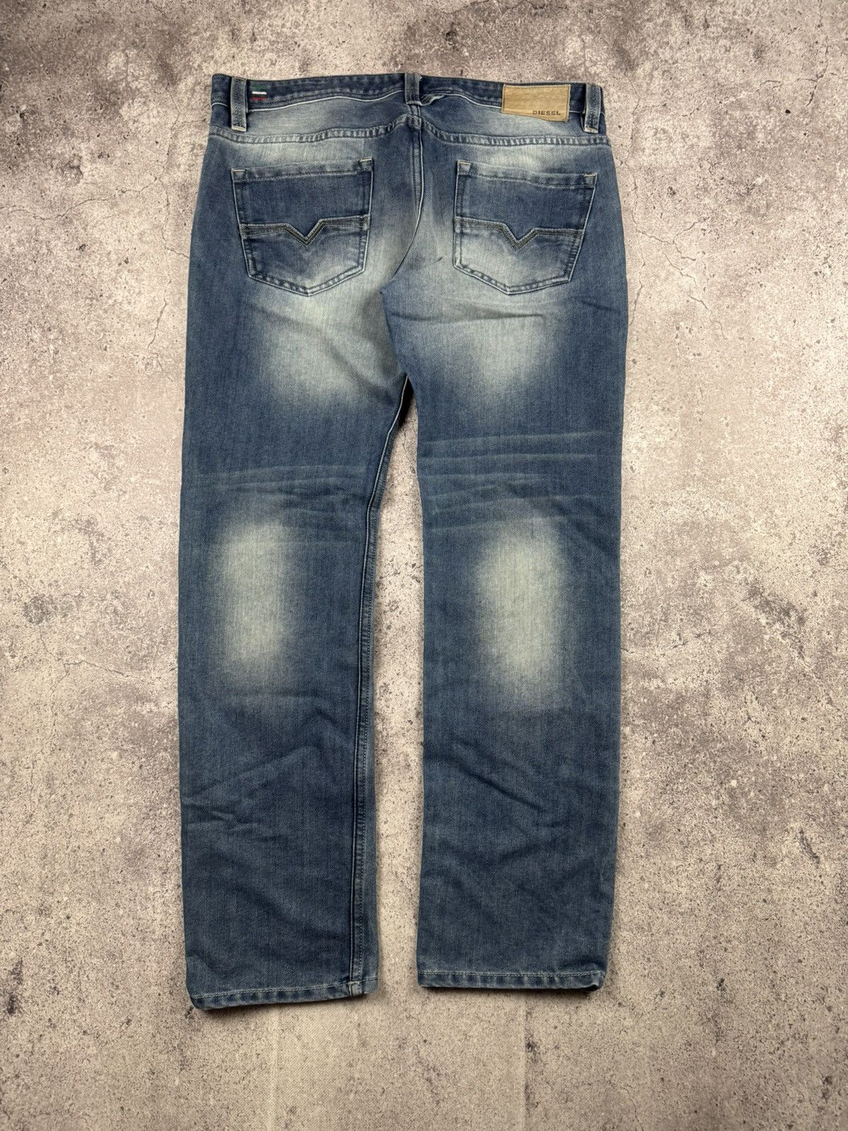 Diesel CRAZY FLARED DIESEL LARKEE JEANS If Six Was Nine japanese Size US 36 / EU 52 - 4 Thumbnail
