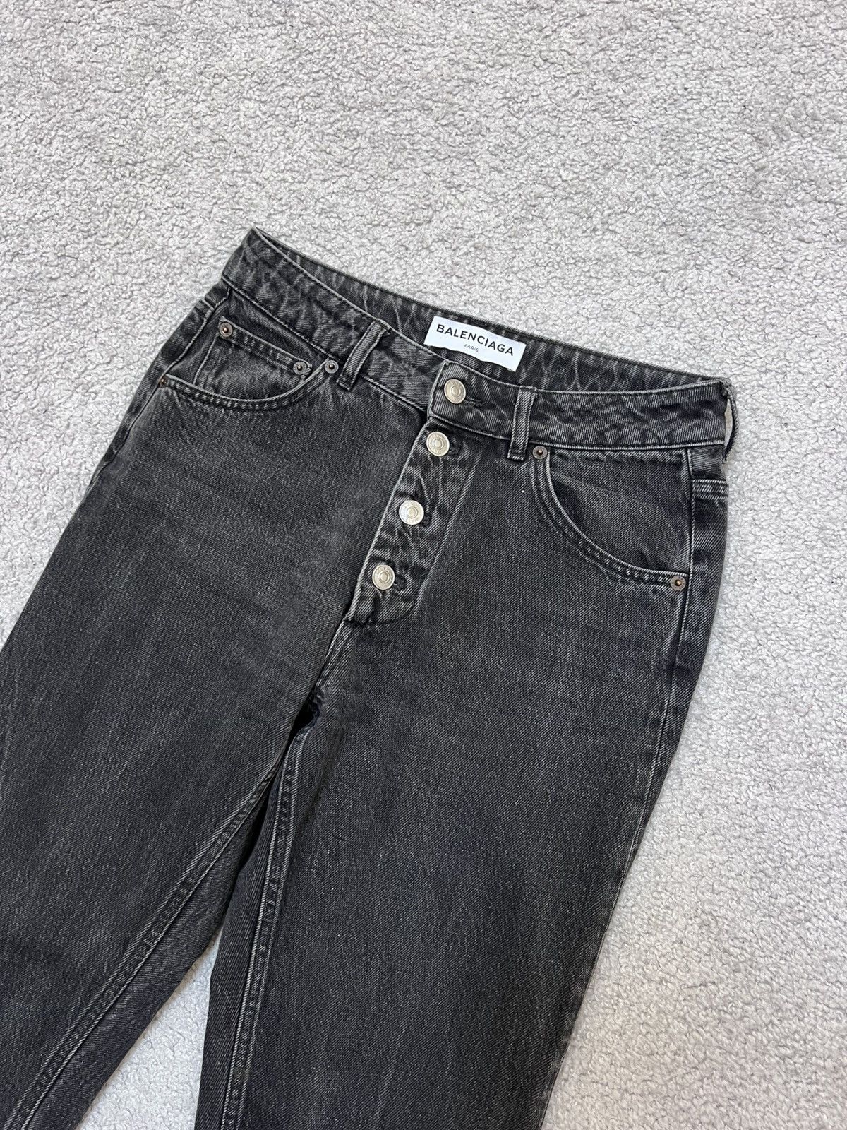 Balenciaga 2017 Balenciaga Archetype Straight Fit Washed Black Jeans Size 27" / US 4 / IT 40 - 5 Thumbnail