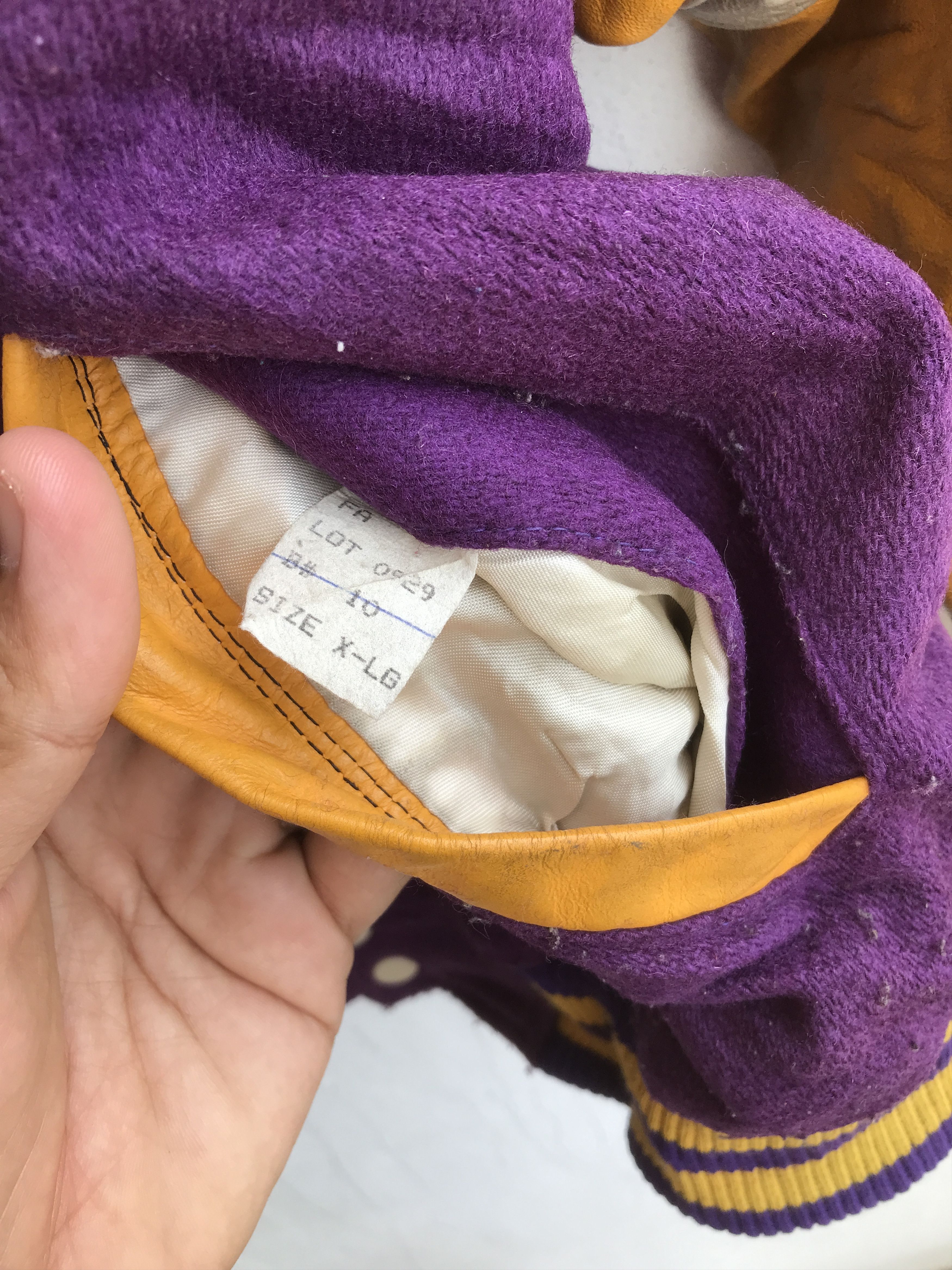 Vintage Vintage Washington Huskies Varsity Jacket Size US XL / EU 56 / 4 - 3 Thumbnail