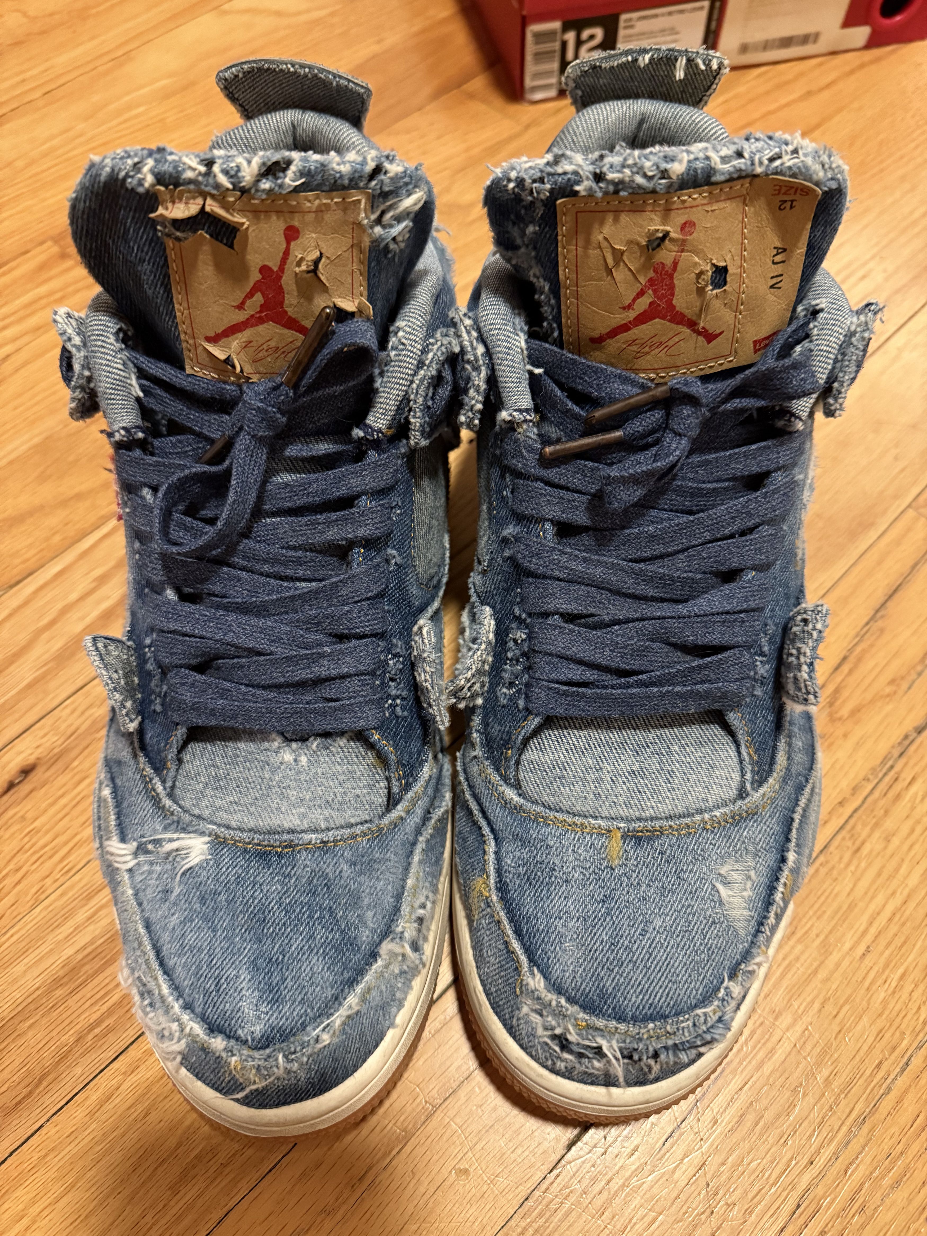 Jordan Brand × Levi's Distressed Custom Air Jordan 4 Retro Levi’s Denim Size 12 Size US 12 / EU 45 - 7 Thumbnail