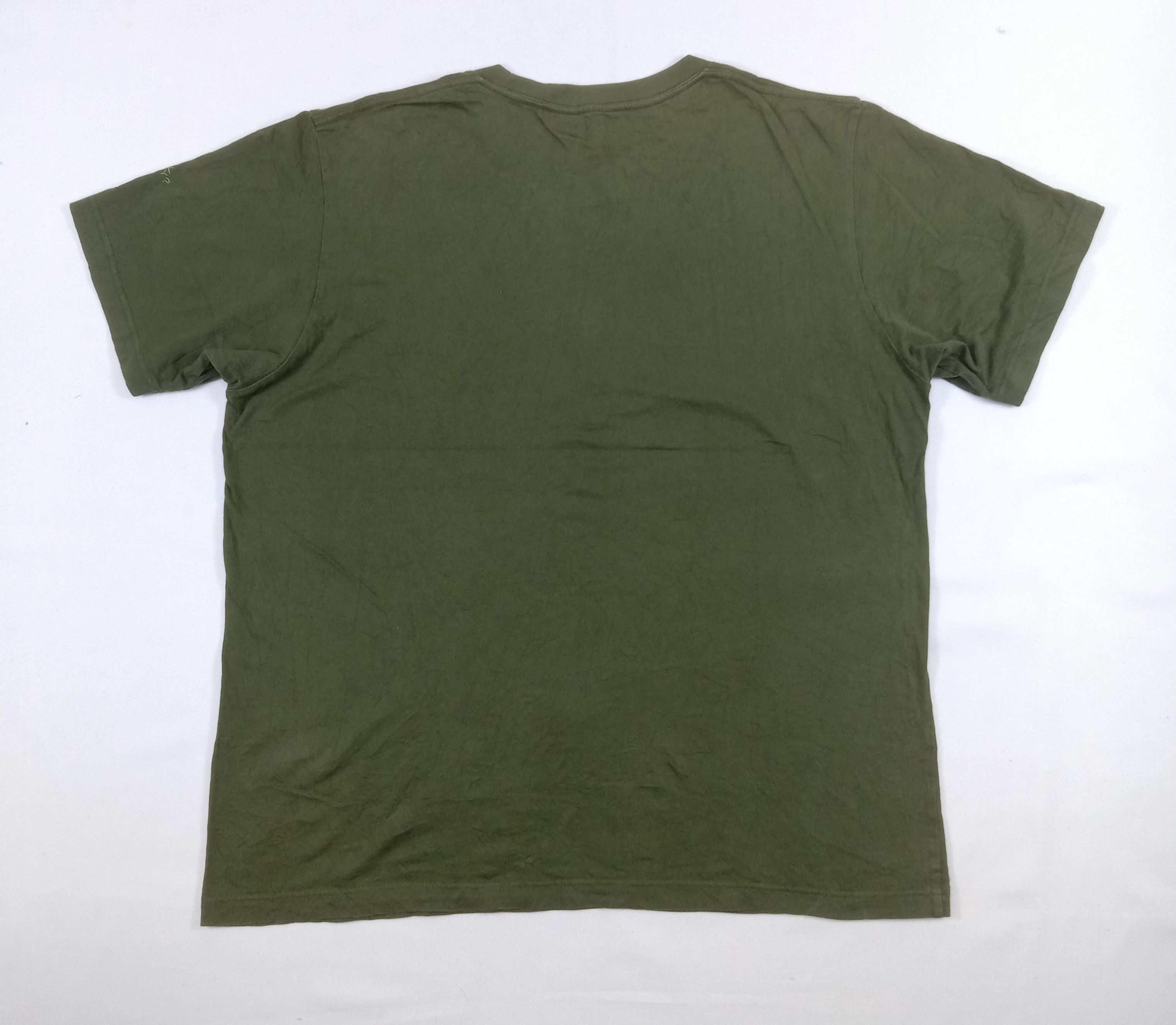 Uniqlo Uniqlo x Monster Hunter Rise T Shirt Size US XL / EU 56 / 4 - 4 Thumbnail
