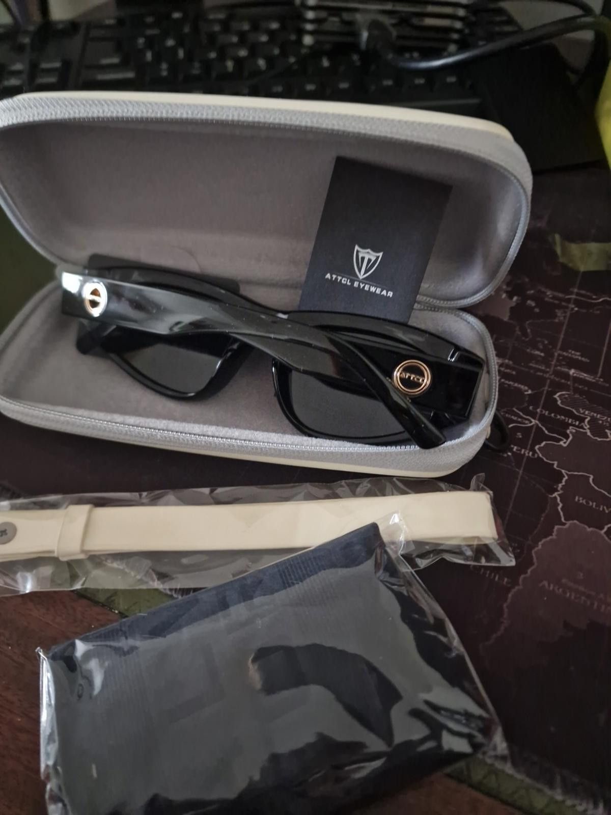 Diesel Black Gold Sunglasses ATTCL Eyewear Polarized UV 400 Clear Lens Boxed Size ONE SIZE - 3 Thumbnail