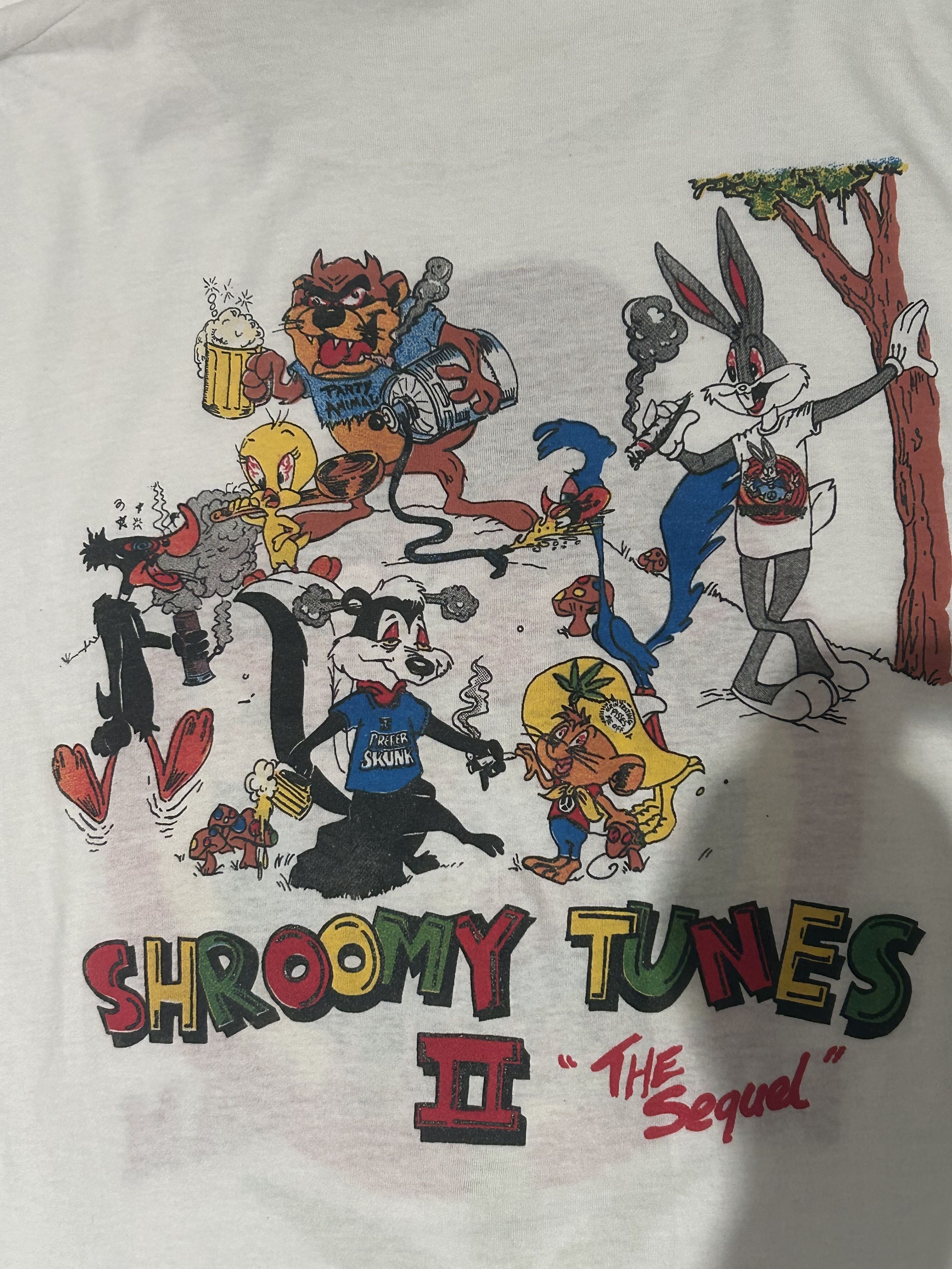 Vintage Vintage stoner looney tunes marijuana mushrooms Size US XL / EU 56 / 4 - 1 Thumbnail