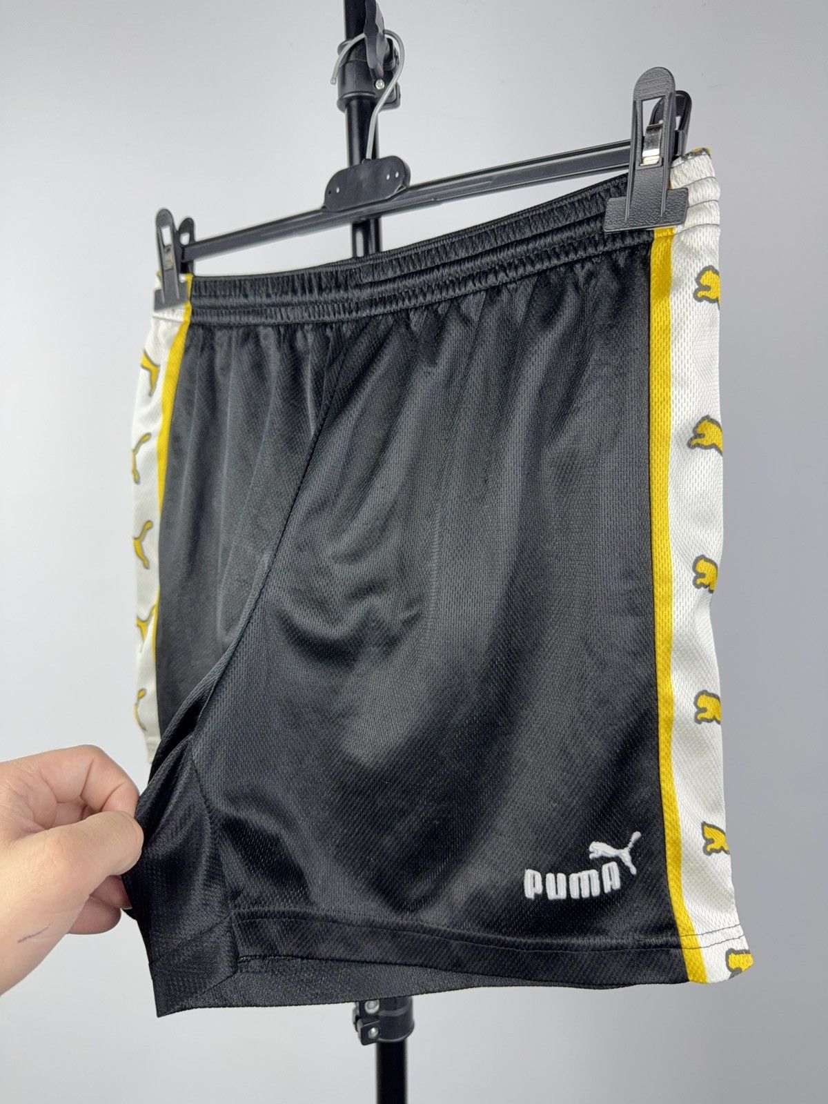 Puma Retro 90s Vintage Puma Logo Tape Black Mesh Shorts S size Size US 30 / EU 46 - 6 Thumbnail
