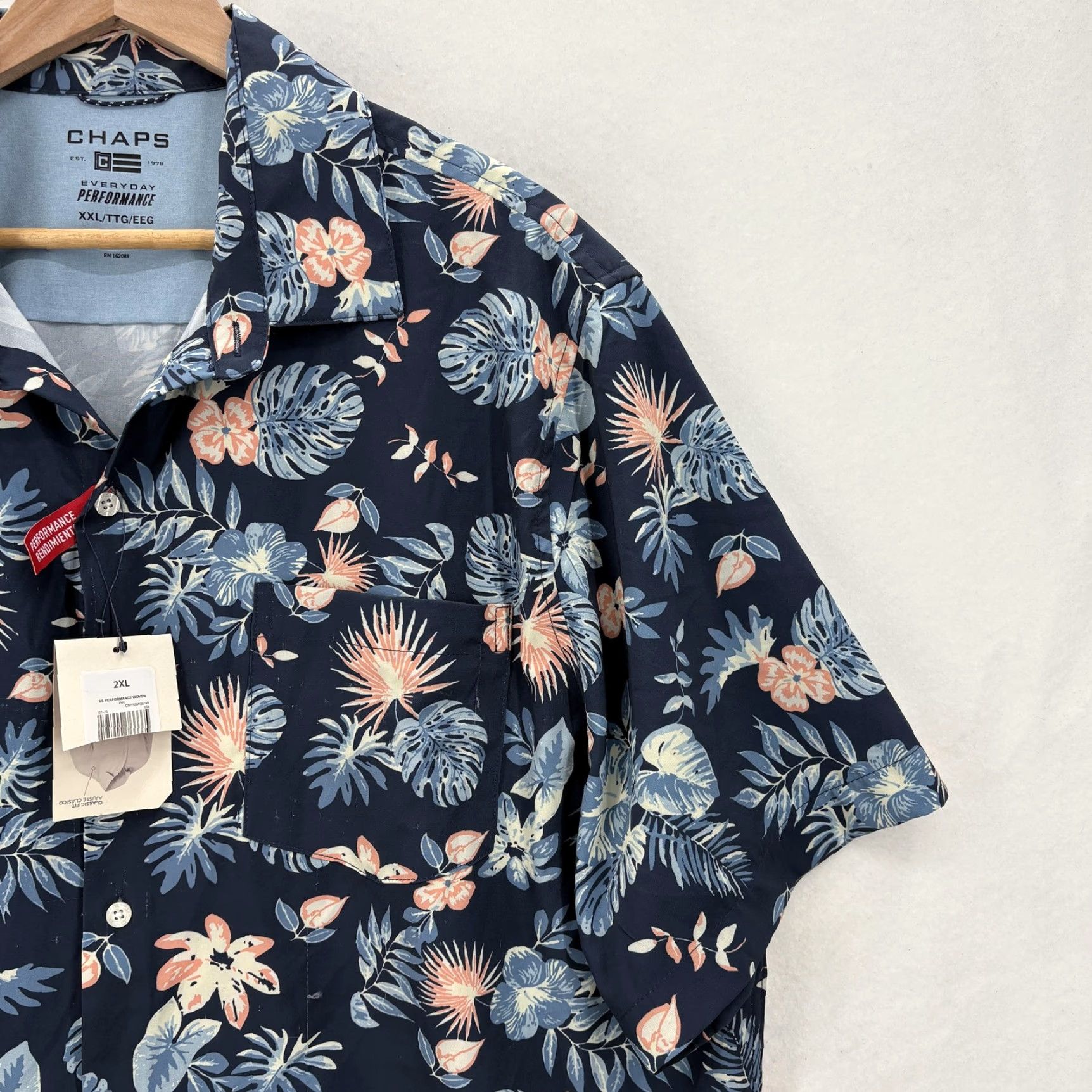 Chaps Chaps Shirt Mens 2XL Blue Hawaiian Floral Short Sleeve Performance Stretch Camp Shirt Size US XXL / EU 58 / 5 - 2 Thumbnail