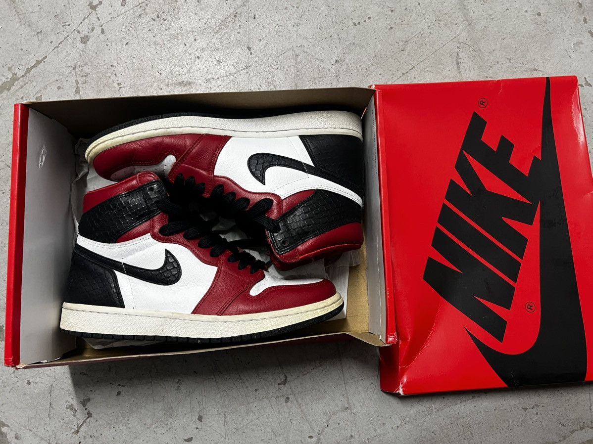 Nike Nike Jordan Retro 1 High OG “Satin Res” Size US 6.5 / EU 39-40 - 1 Thumbnail