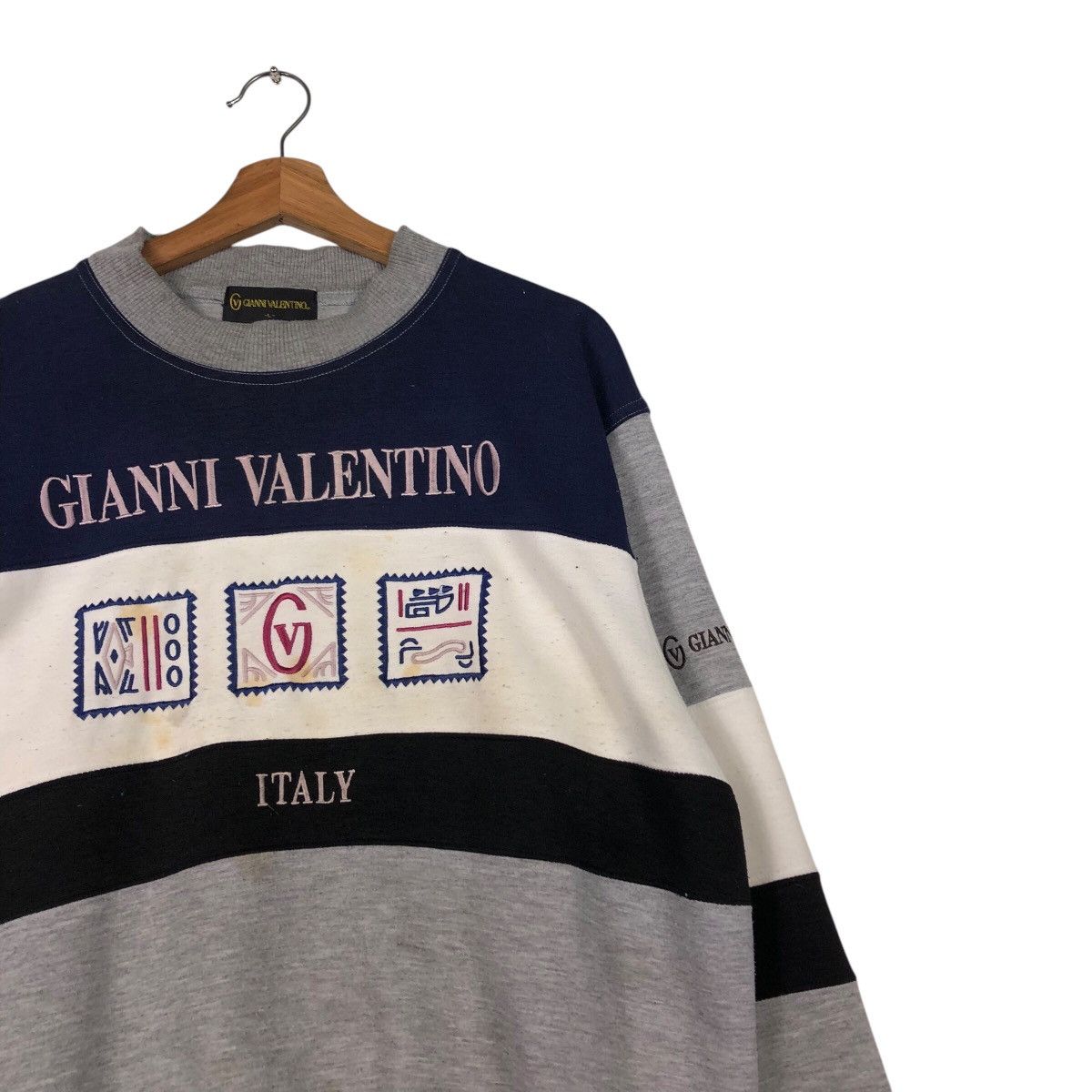 Japanese Brand × Vintage 📌Vintage Sweatshirt Gianni Valentino Italy Big Logo Size US L / EU 52-54 / 3 - 7 Thumbnail