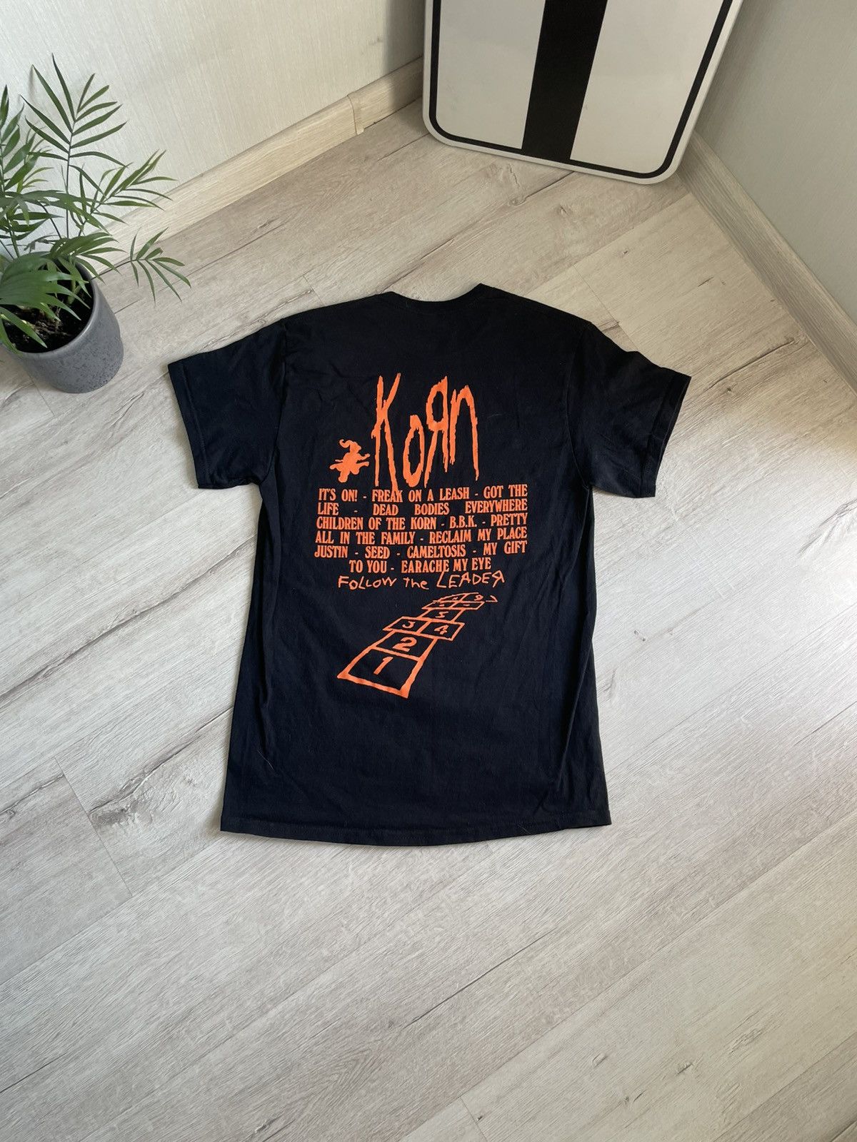 Band Tees × Vintage Rare Korn Hopscotch Flame T-shirt Follow The Leader Hard Roc Size US S / EU 44-46 / 1 - 2 Thumbnail