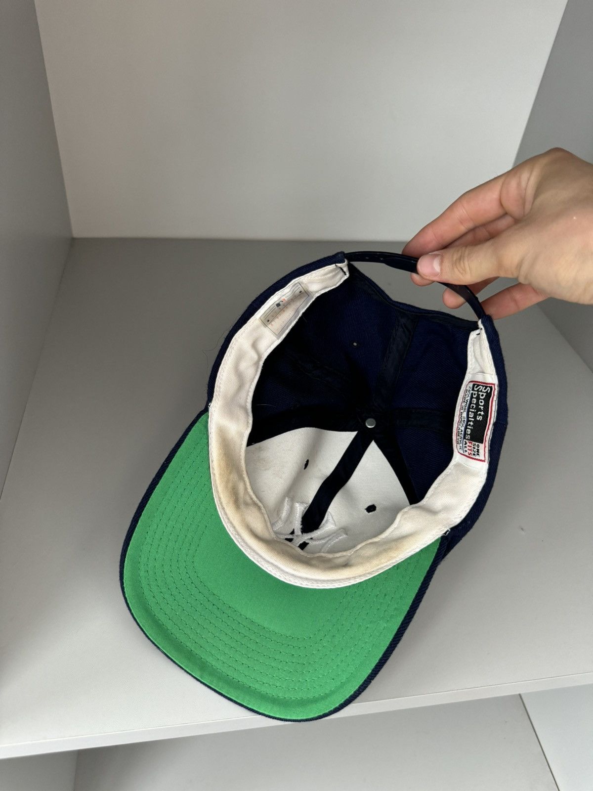 MLB MLB Sports Specialties New York Yankees Vintage Rare Cap Size ONE SIZE - 8 Thumbnail