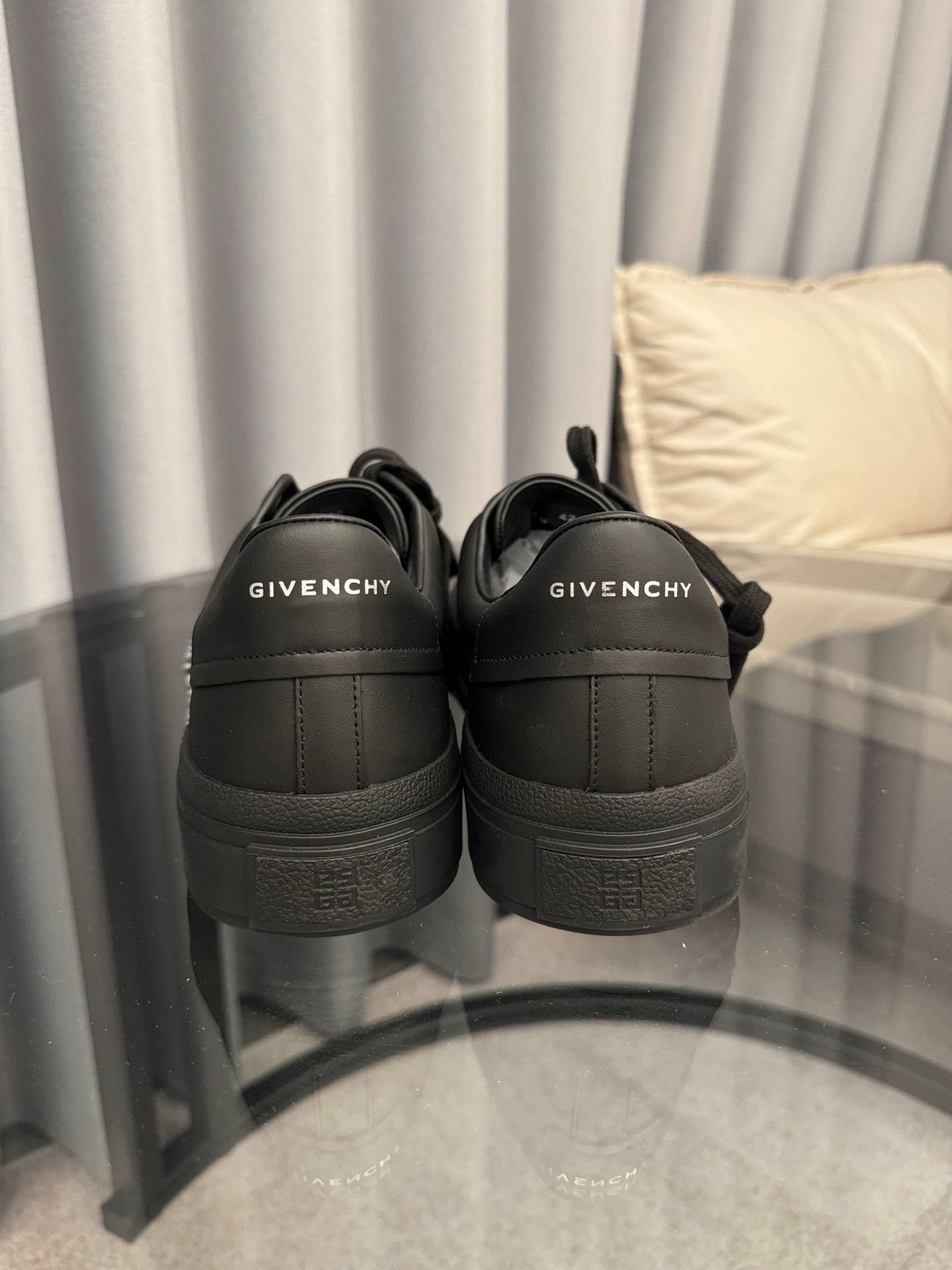 Givenchy Givenchy Court Sneakers Black Size 42 Near New Size US 9 / EU 42 - 3 Thumbnail