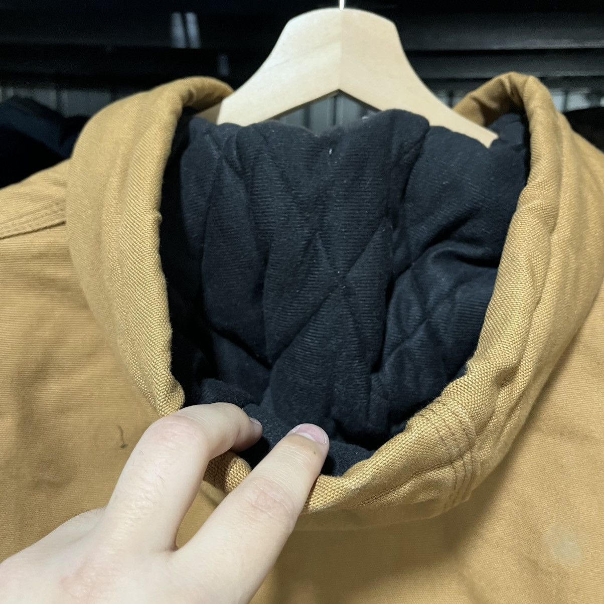 Carhartt VINTAGE HOODED CARHARTT CANVAS JACKET WORKWEAR TAN LARGE Size US L / EU 52-54 / 3 - 11 Thumbnail