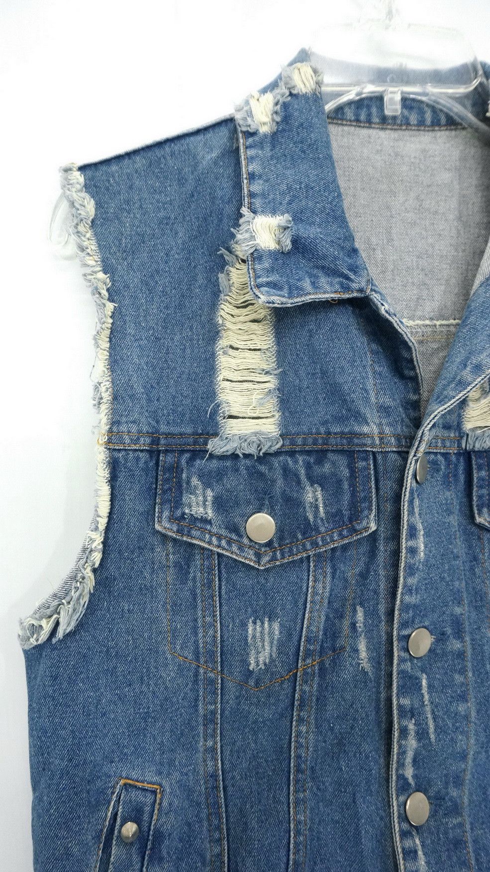 Japanese Brand Vintage Japanese Distressed Studded Sleveless Denim Jacket Size US S / EU 44-46 / 1 - 4 Thumbnail