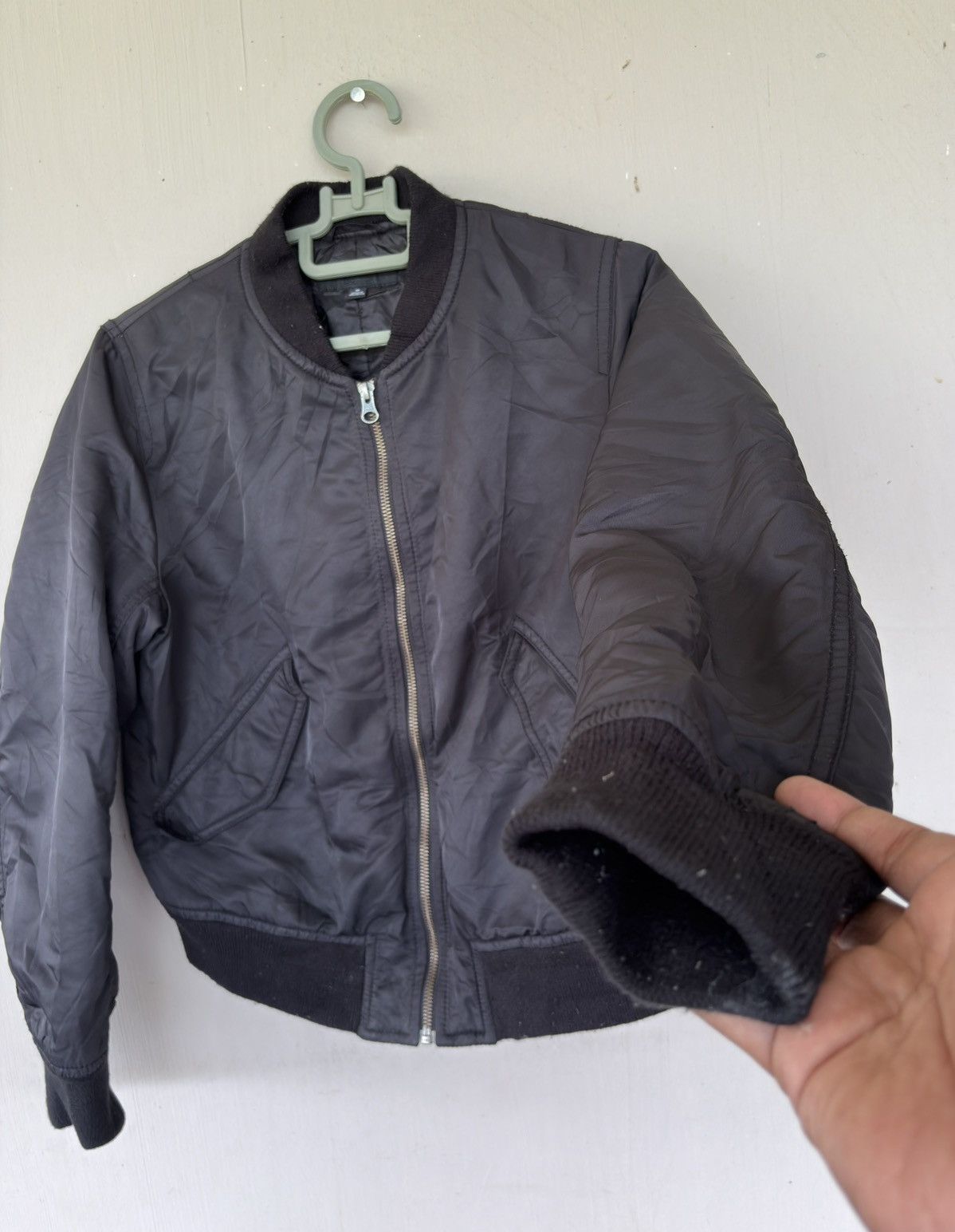 Uniqlo Uniqlo Bomber Light Jacket Size US M / EU 48-50 / 2 - 5 Thumbnail