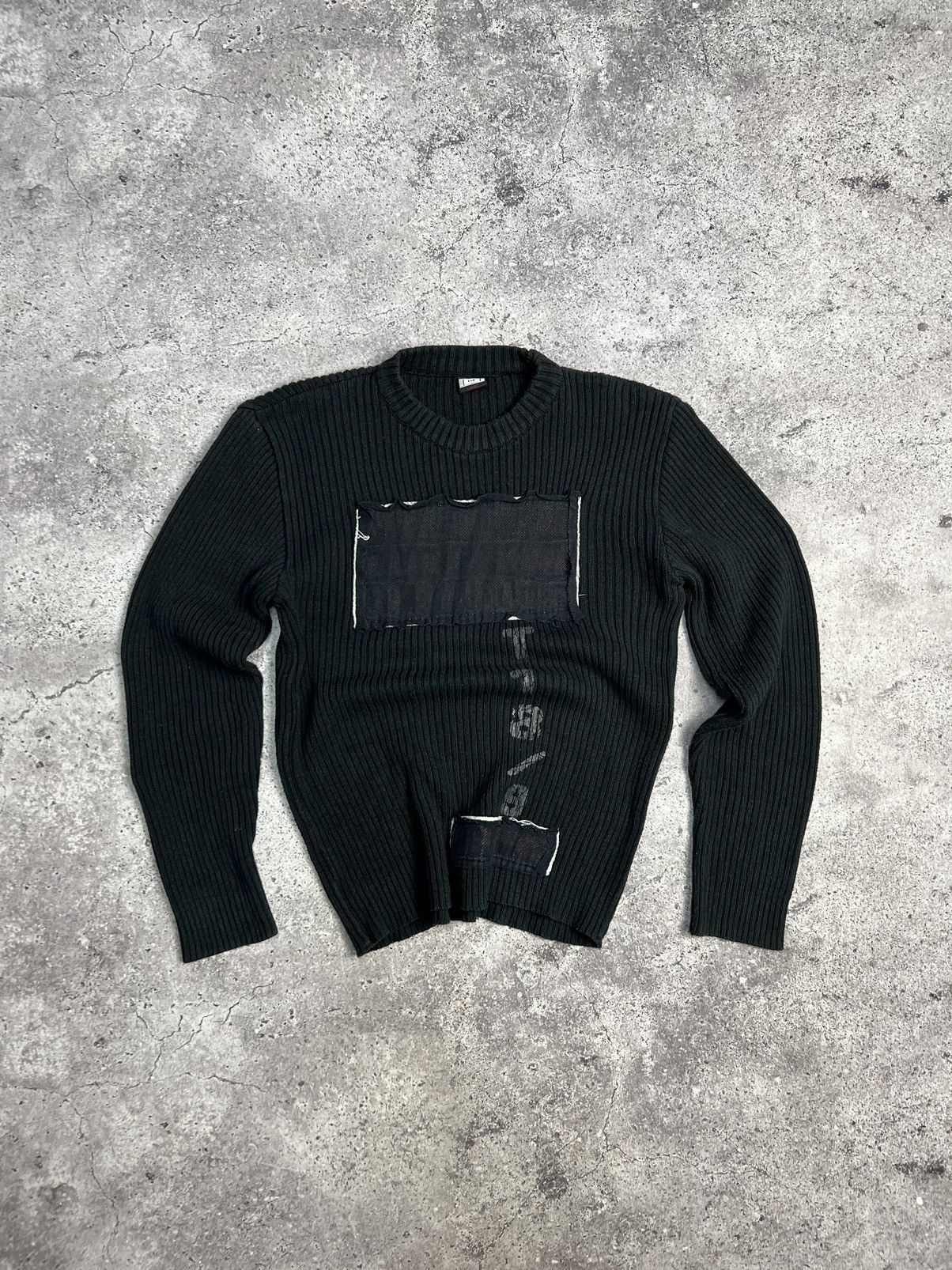 Diesel × Japanese Brand × Vintage Vintage Y2K Diesel gothic Distressed Faded Effect sweater Size US M / EU 48-50 / 2 - 2 Thumbnail