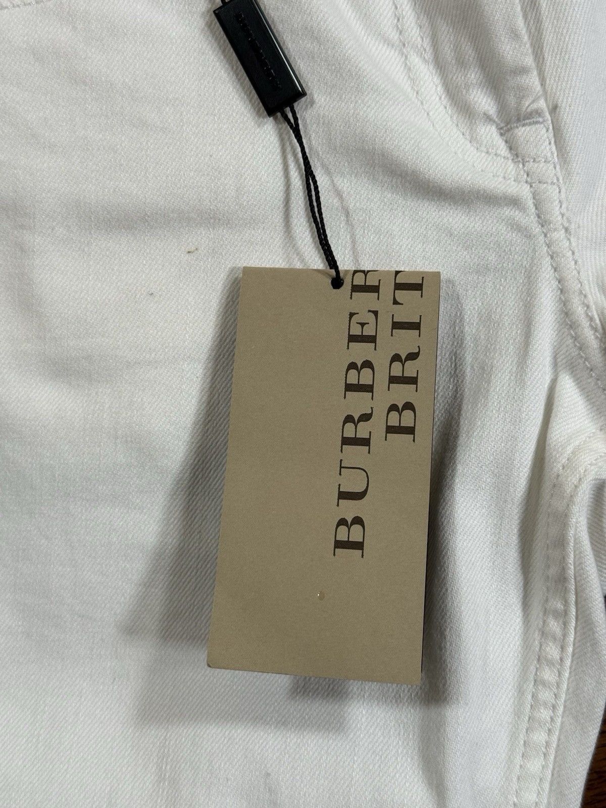 Burberry NWT Men’s Burberry Brit Buckingham White Capri Pants Sz 28 Size US 28 / EU 44 - 3 Thumbnail