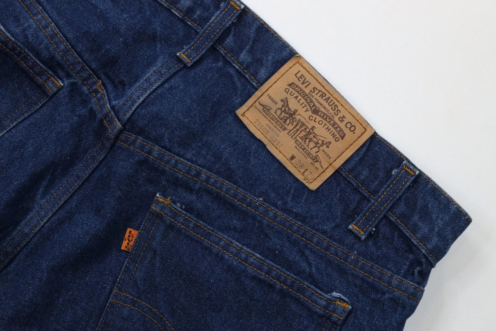 Levi's Vintage 80s Levis 505 Orange Tab Straight Leg Jeans USA Size US 36 / EU 52 - 8 Thumbnail