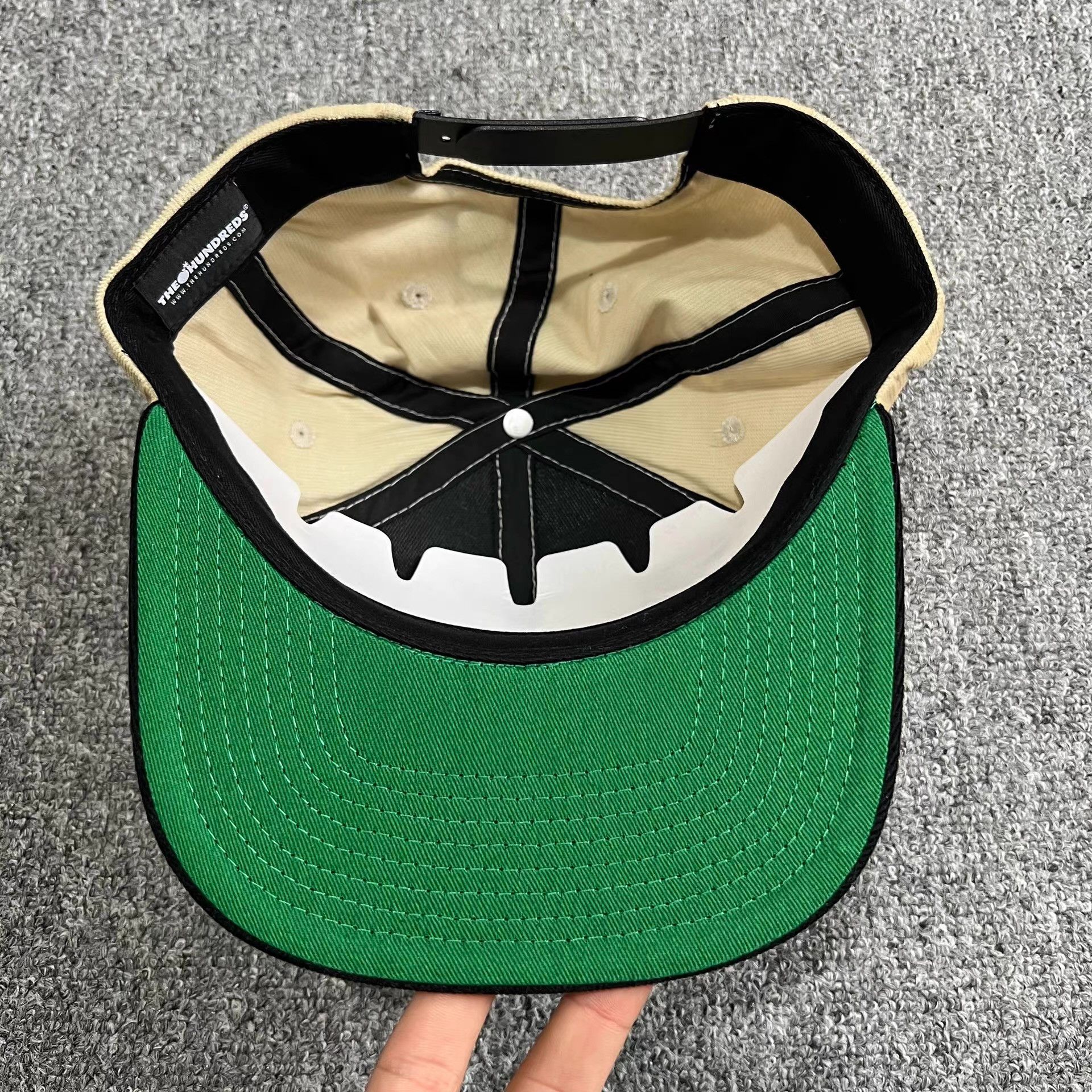 The Hundreds The Hundreds Bomb Embroidered Corduroy Baseball Cap Q7 Size ONE SIZE - 7 Thumbnail